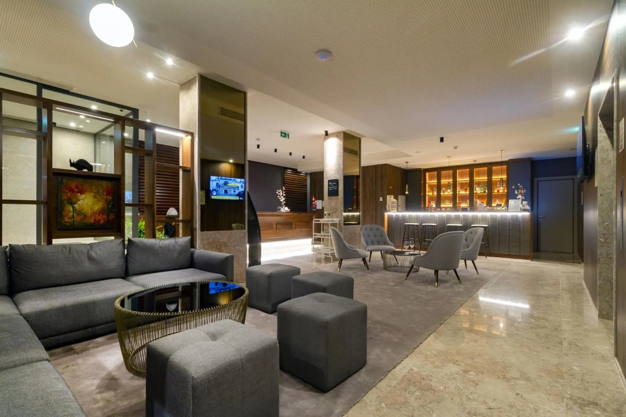 Lobby or reception in Oca Oriental Porto Hotel