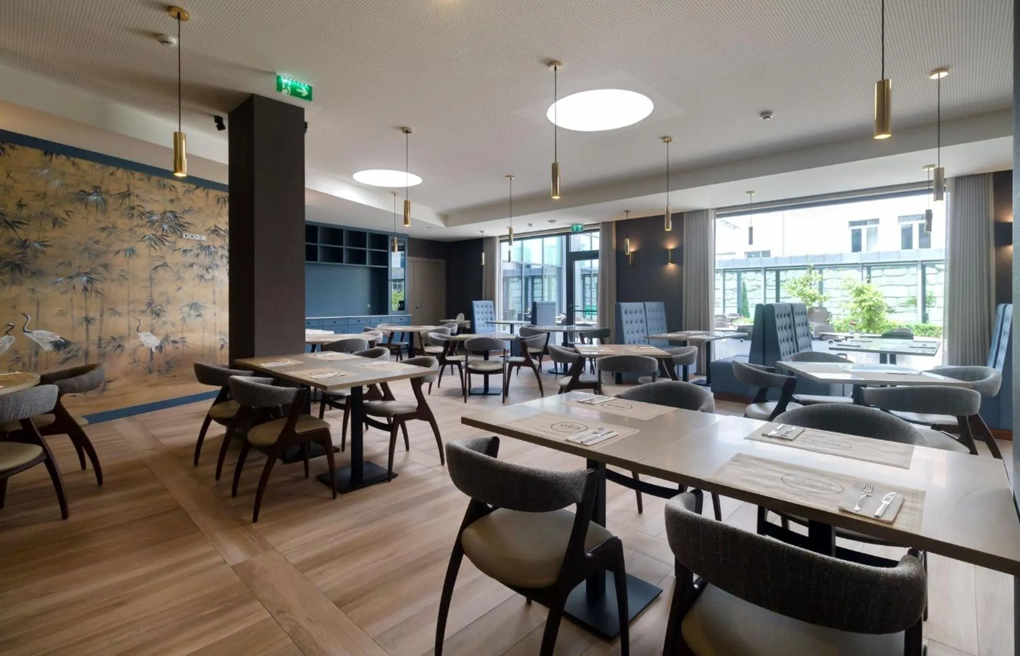 Restaurant/places to eat in Oca Oriental Porto Hotel