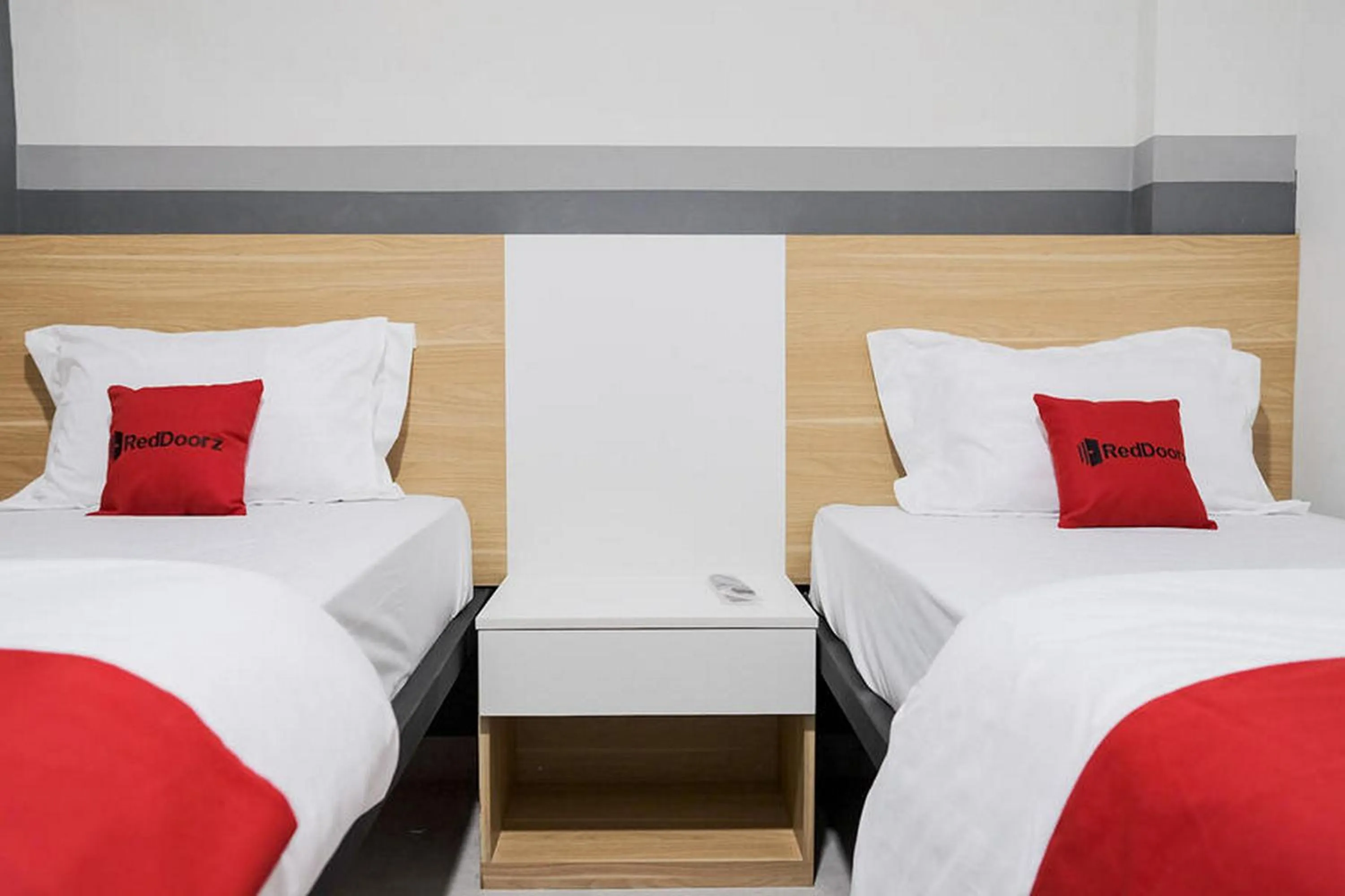 Bed in RedDoorz Plus near Taman Anggrek Mall