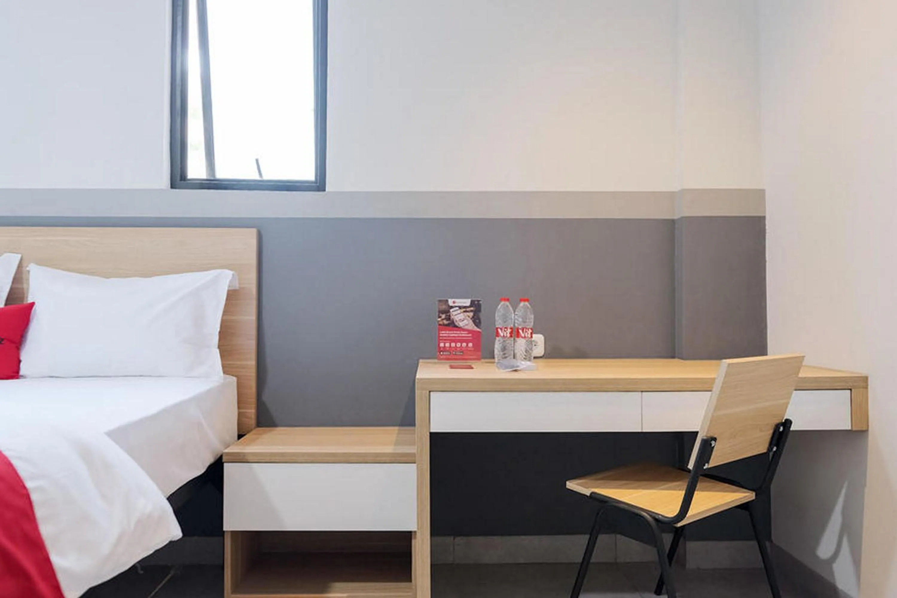 Bed in RedDoorz Plus near Taman Anggrek Mall