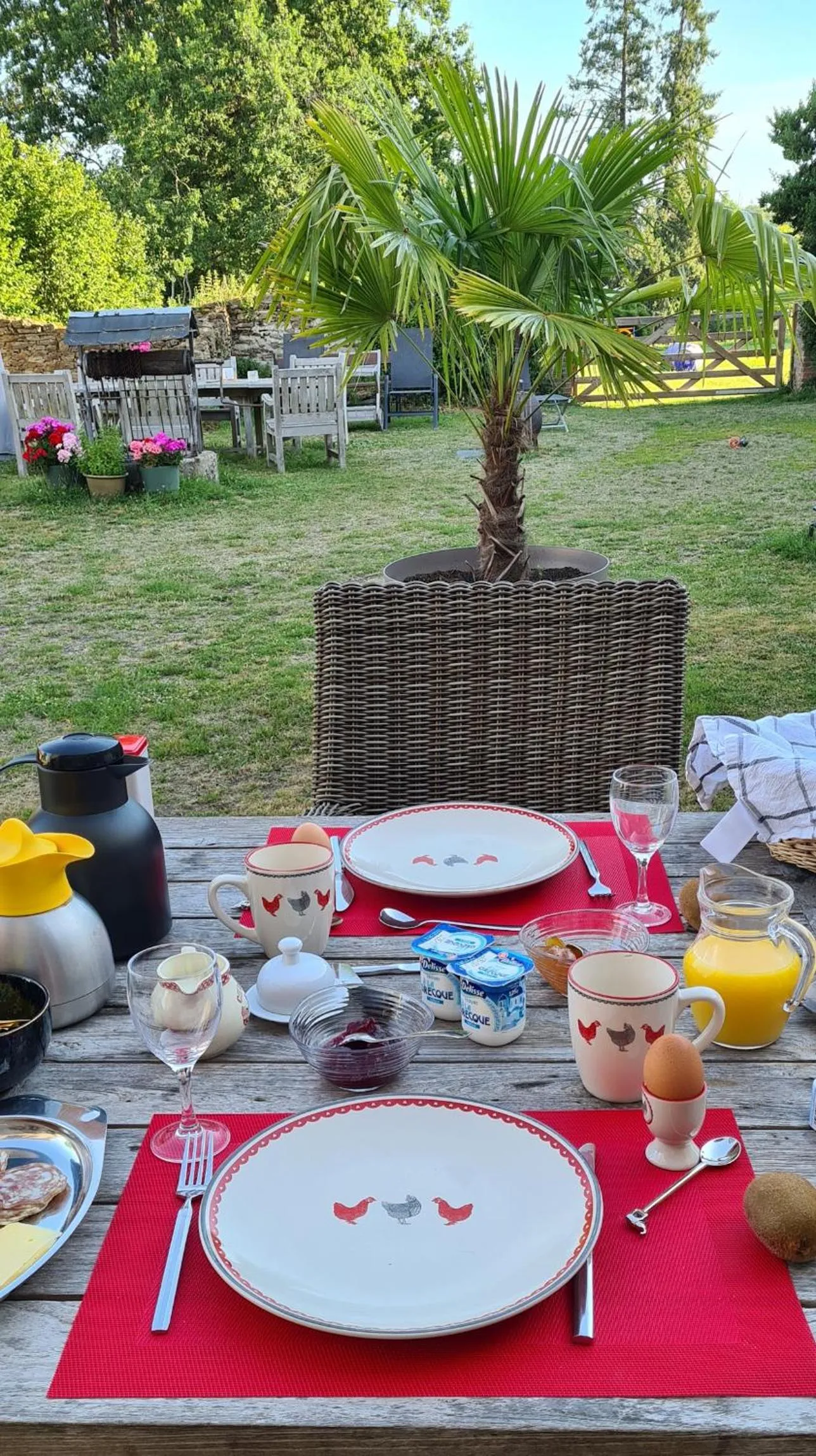 Breakfast in L'Eléphant Heureux