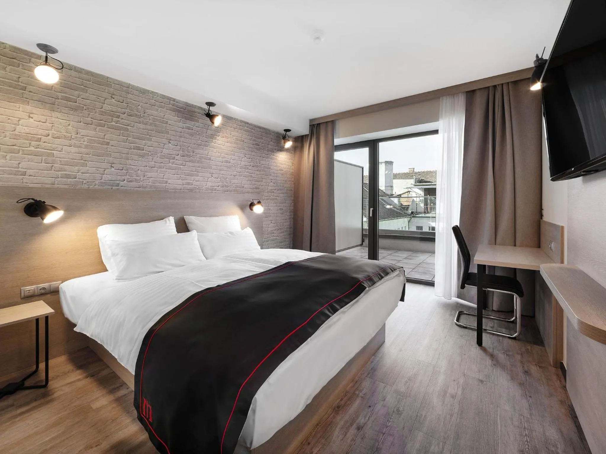 Balcony/Terrace, Bed in DORMERO Hotel Budapest