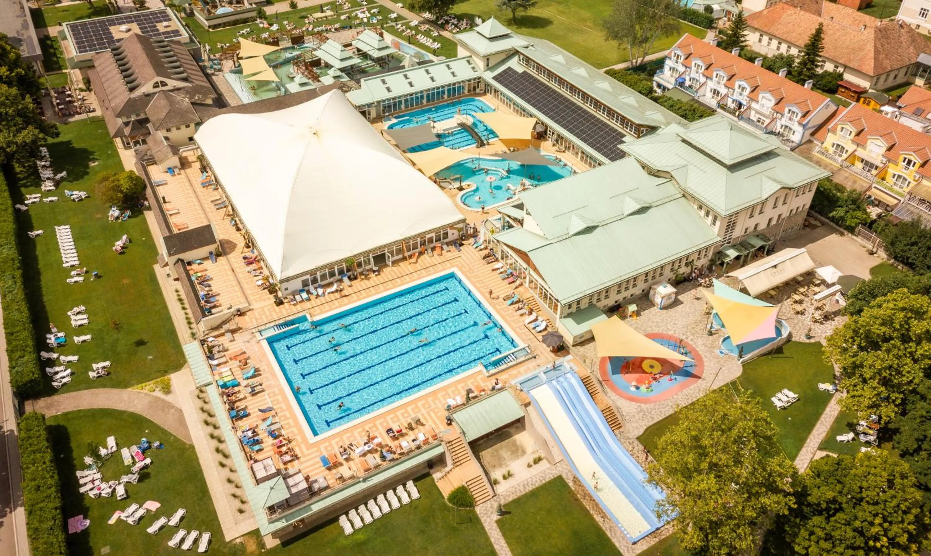 Swimming pool in Aqua Hotel Termál
