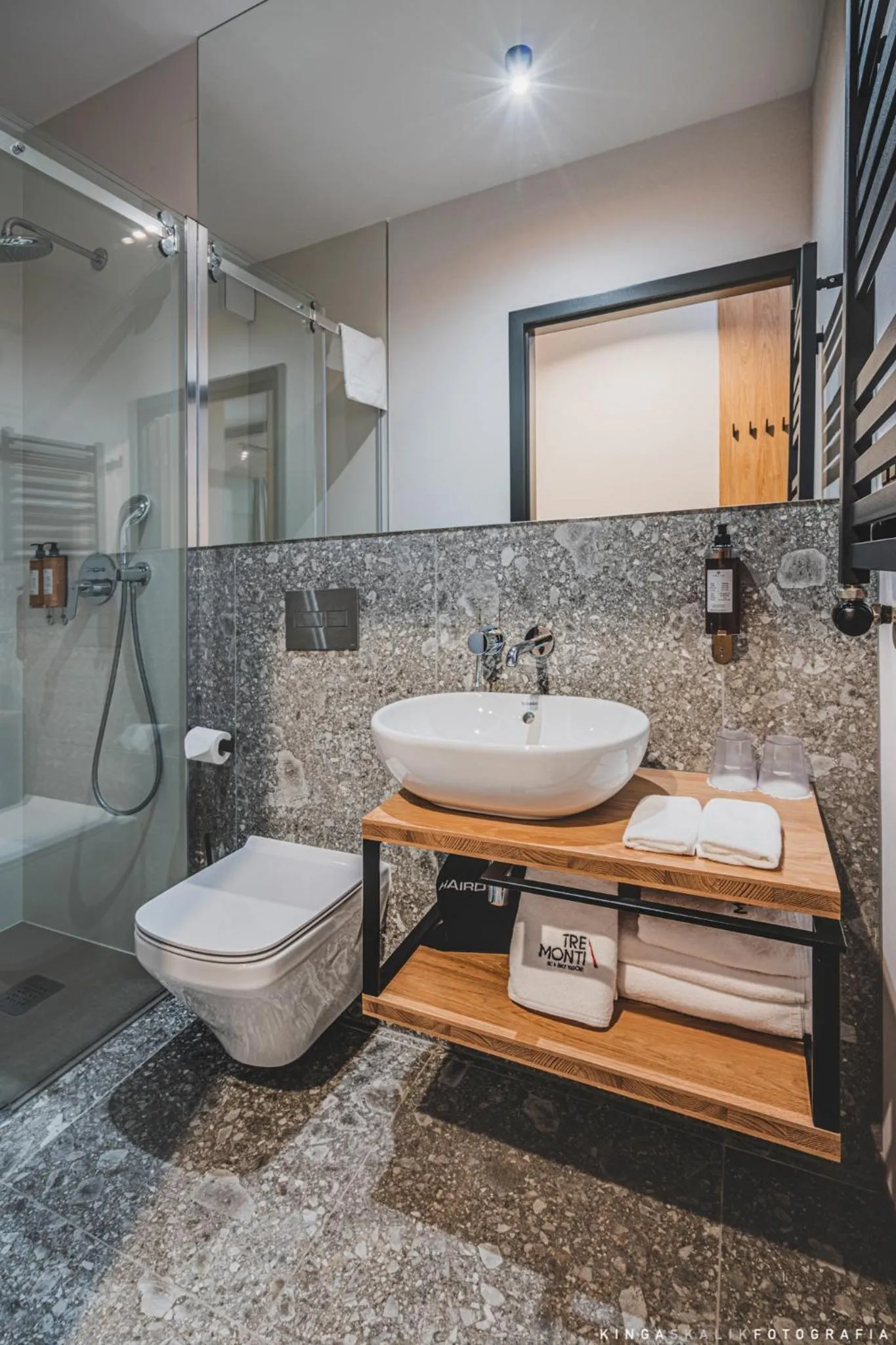 Shower in Tremonti Hotel Karpacz