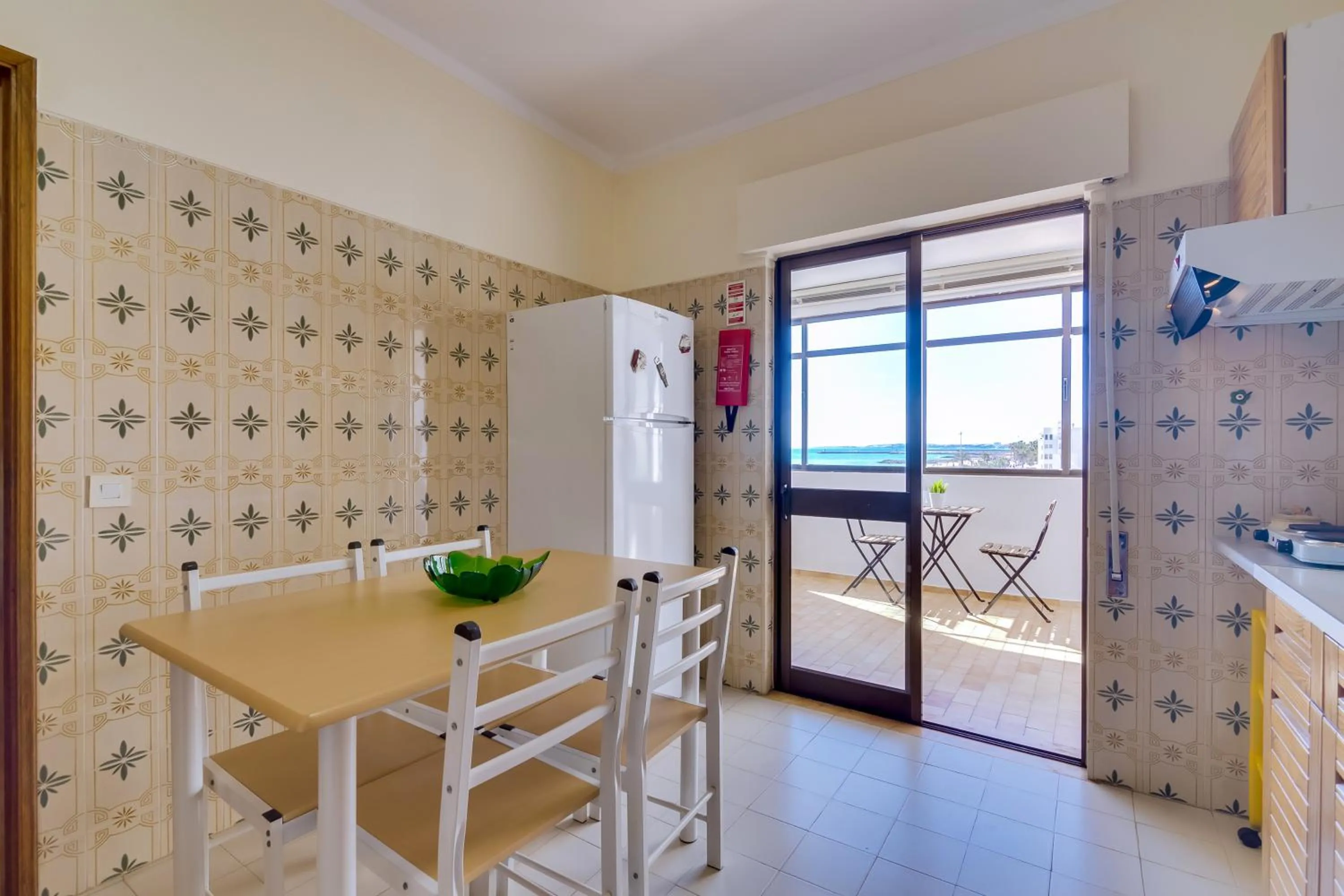Kitchen or kitchenette in InfiniteSeaView - Quarteira at Homesbyfc