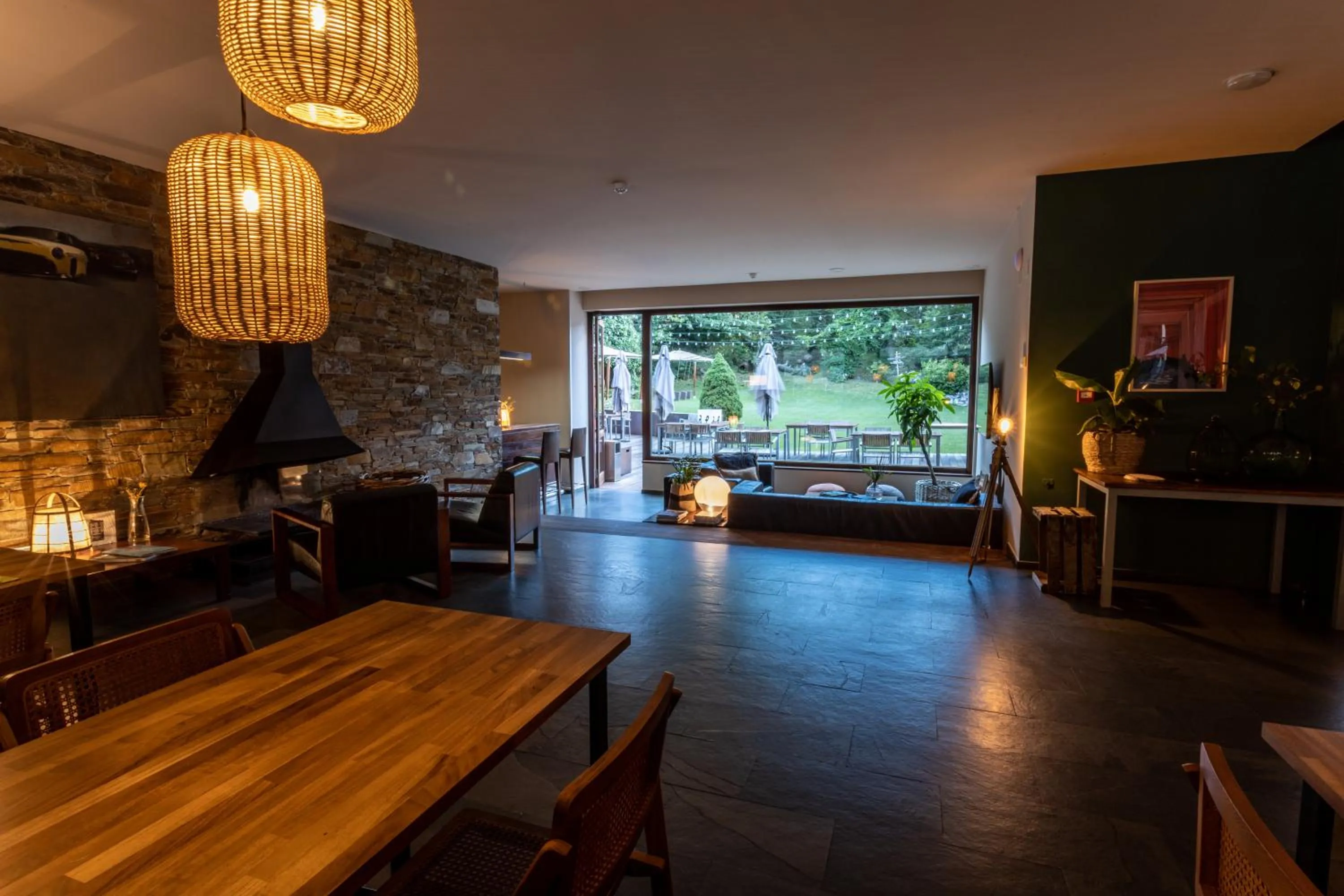 Lounge or bar in No-Mad Green Hotel