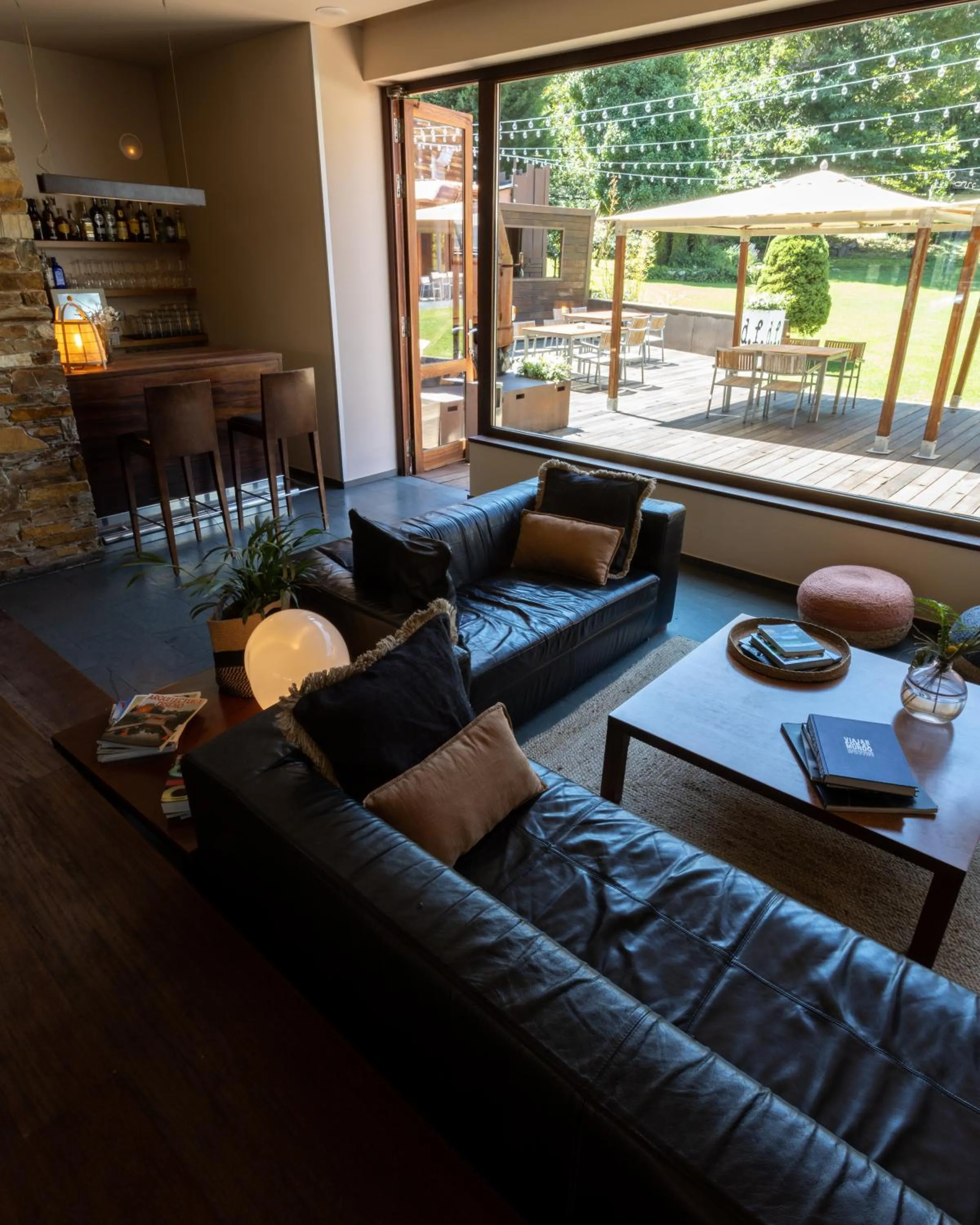 Living room in No-Mad Green Hotel