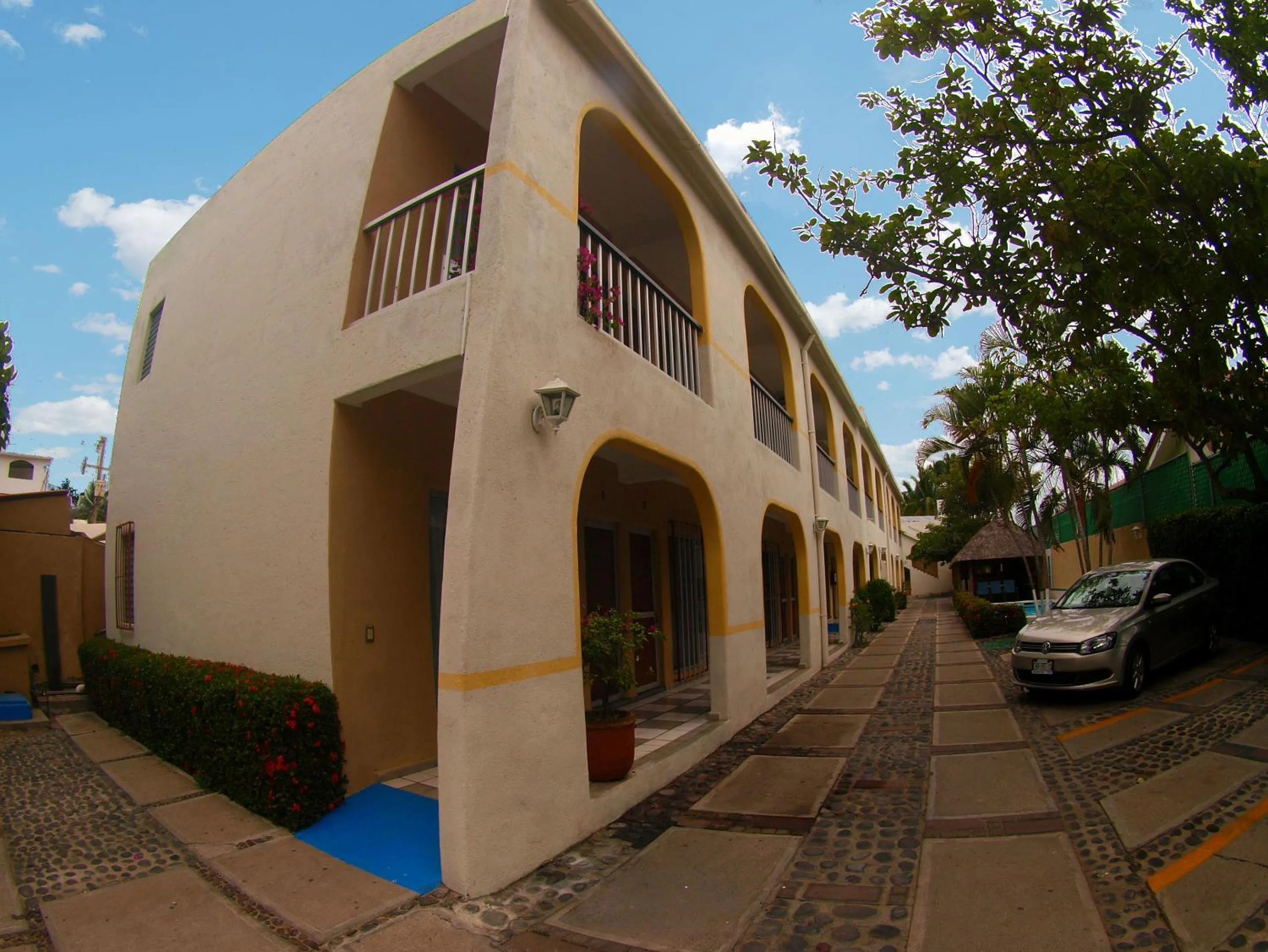 Property building in Hotel Rio Balsas