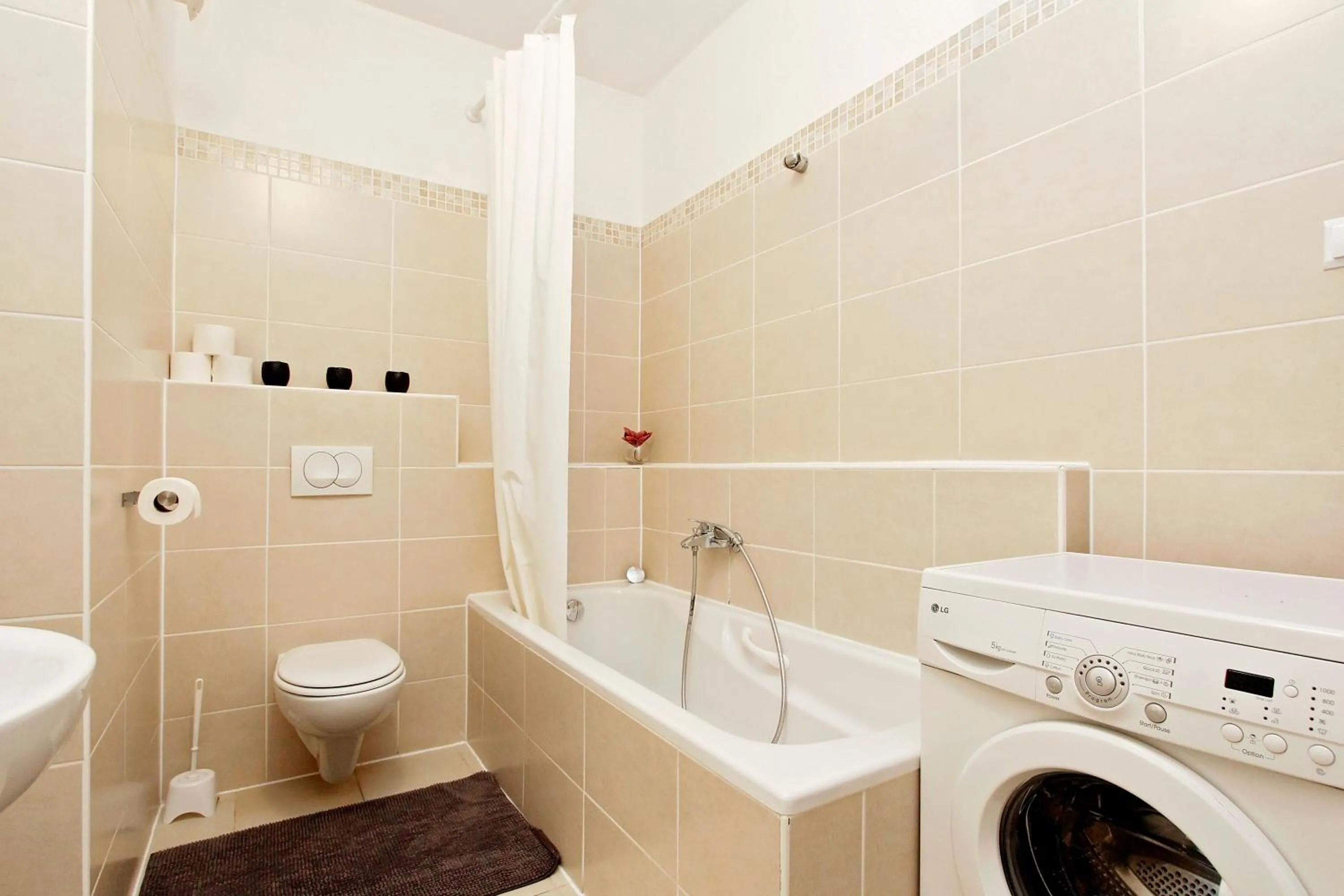 Bathroom in Central Passage Apartments by Vagabond Downtown