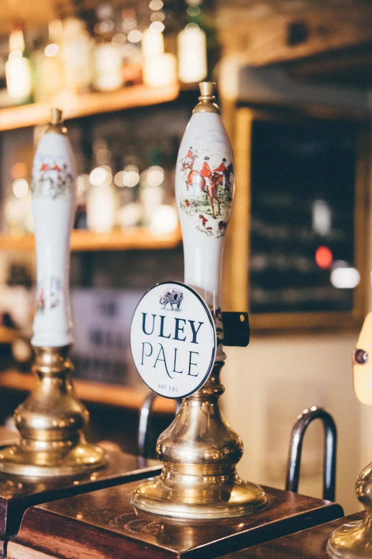 Lounge or bar in The Bell at Sapperton