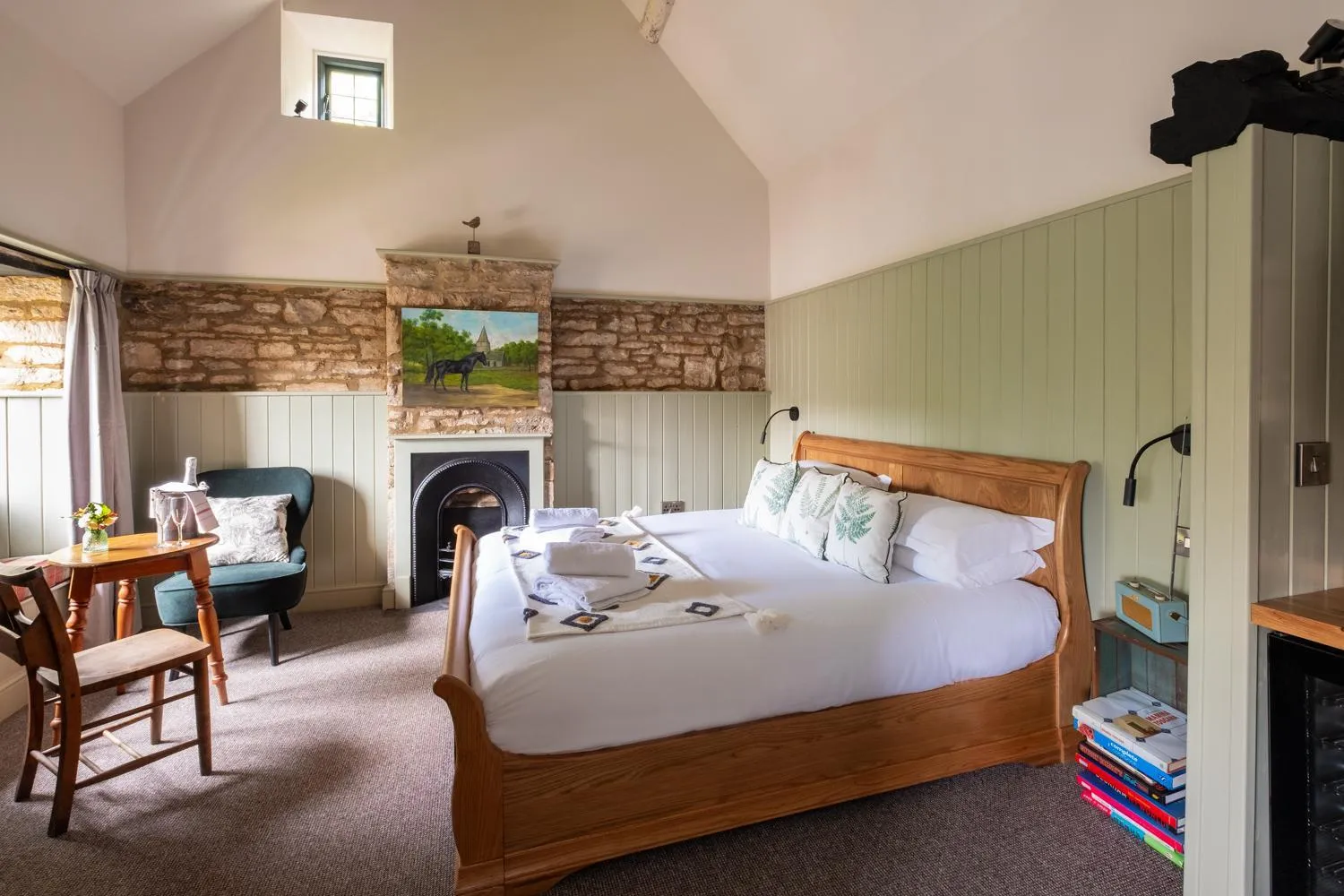 Bedroom, Bed in The Bell at Sapperton