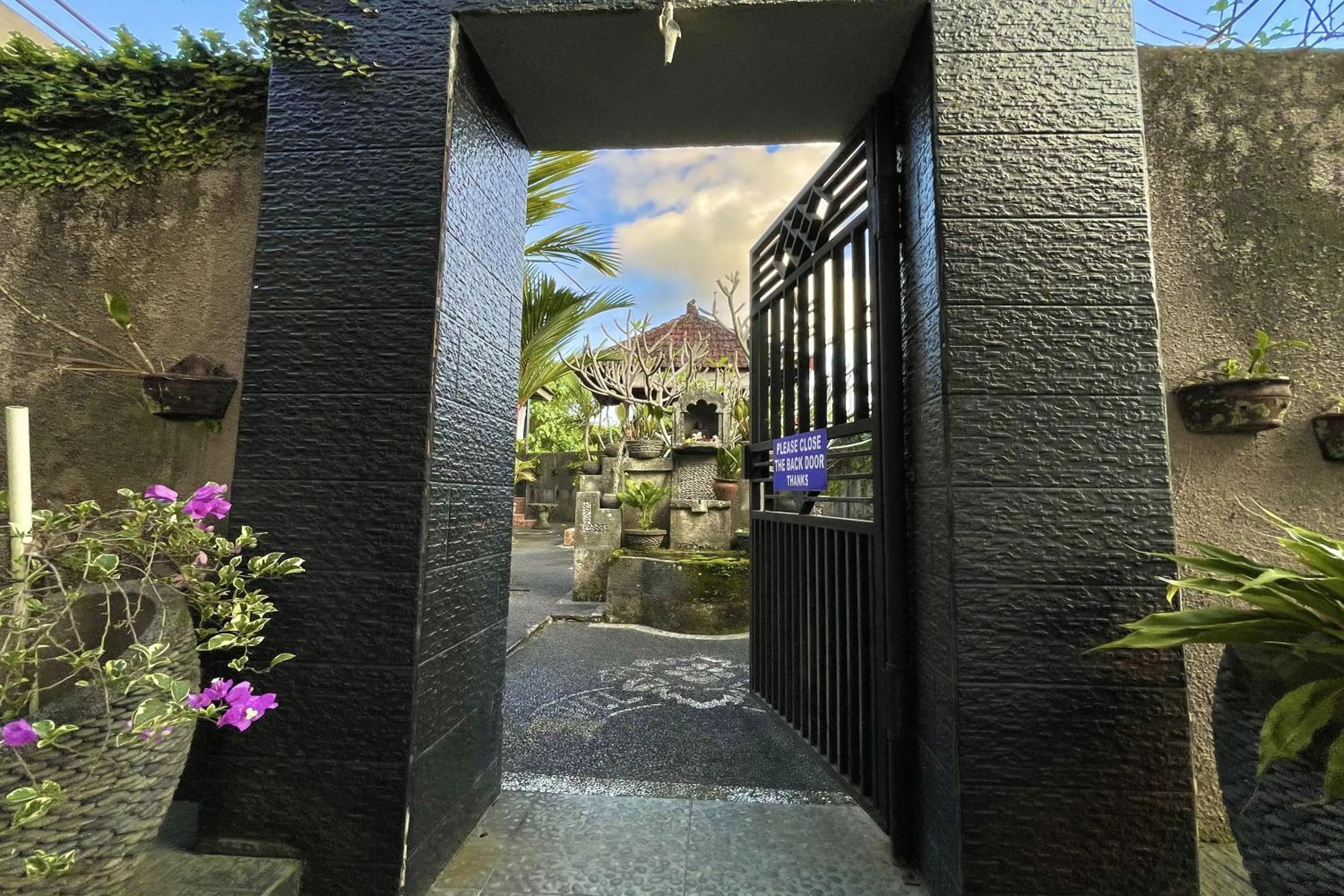 Property building in Mongan Homestay Beside The Belulang Hot Spring