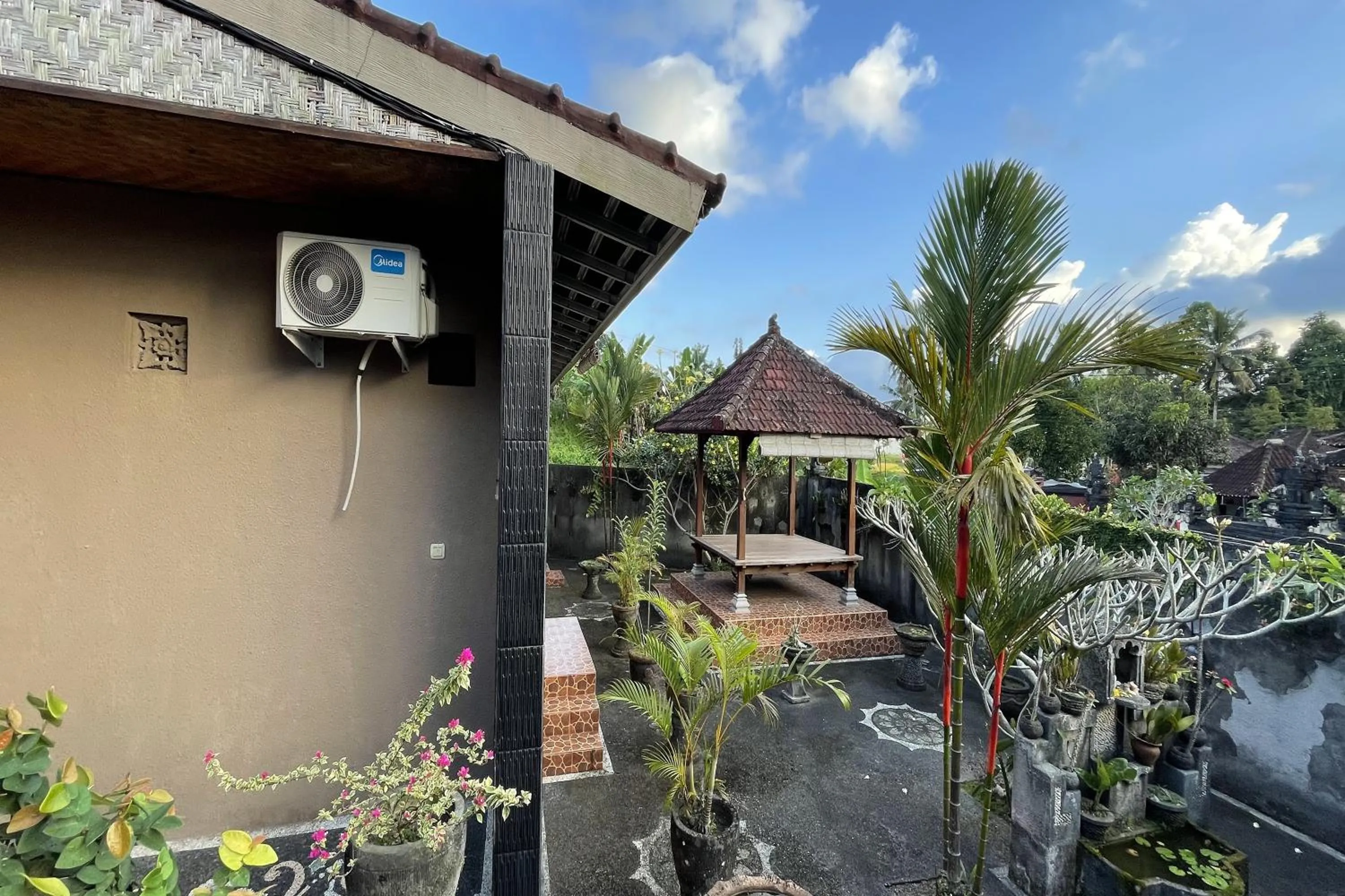 Property building in Mongan Homestay Beside The Belulang Hot Spring