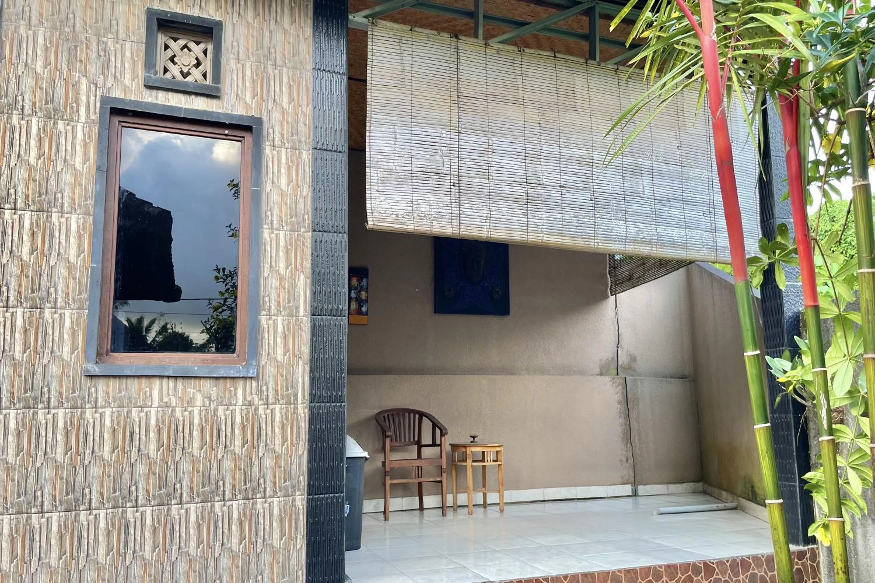 Patio in Mongan Homestay Beside The Belulang Hot Spring