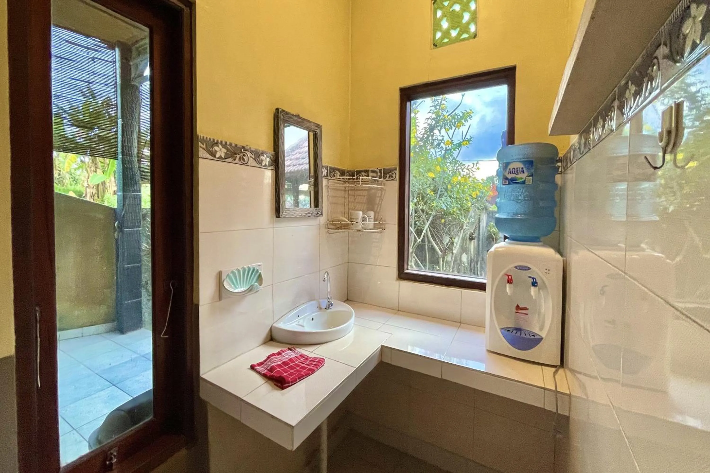 Bathroom in Mongan Homestay Beside The Belulang Hot Spring