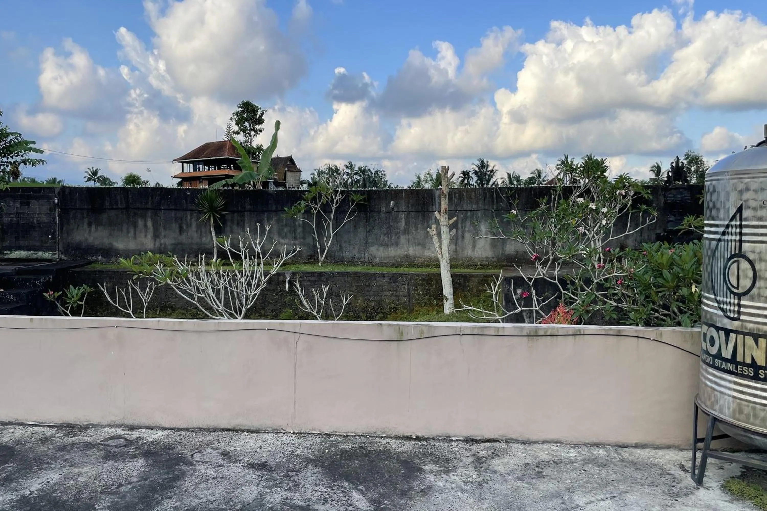 Garden view in Mongan Homestay Beside The Belulang Hot Spring