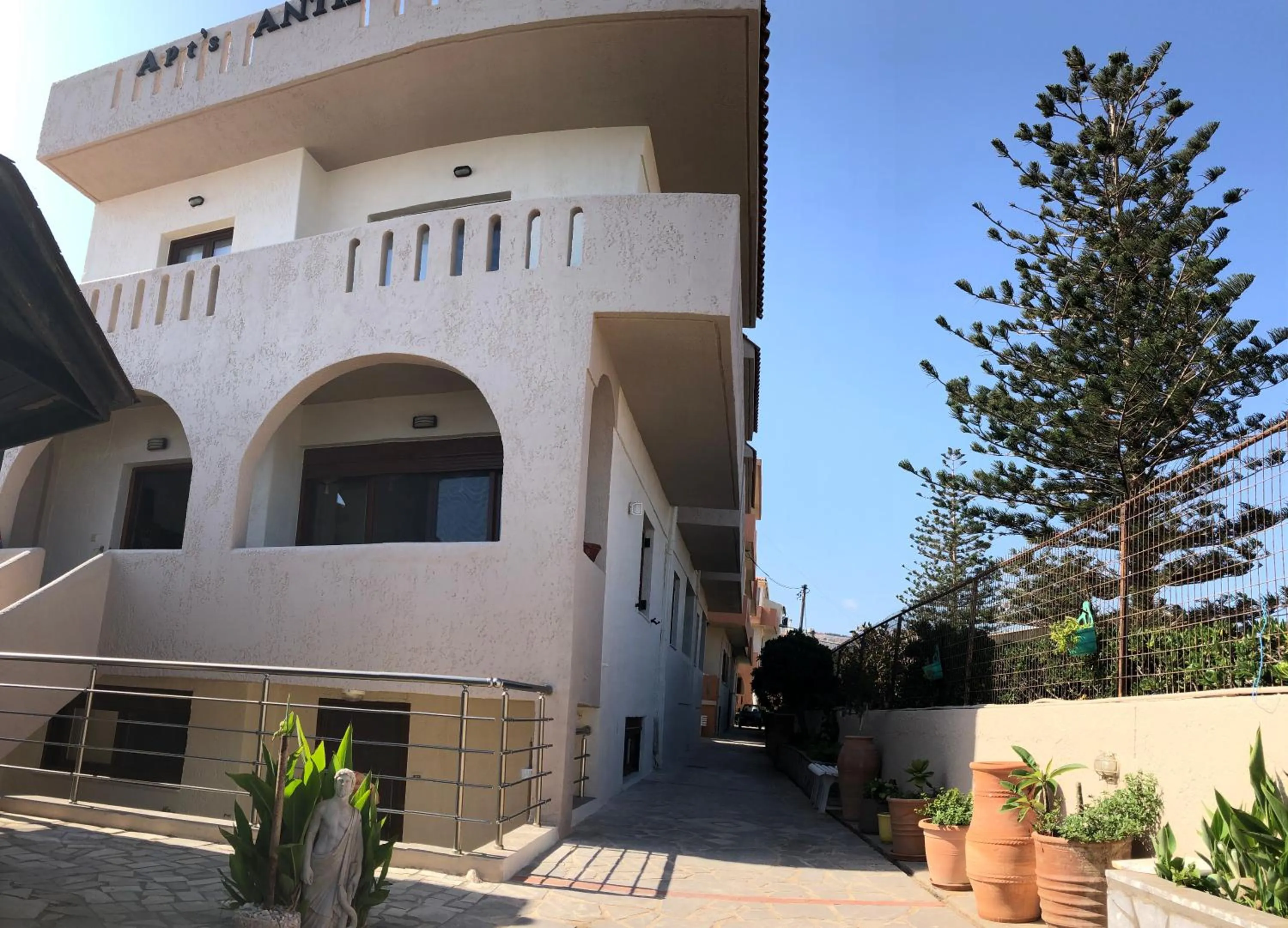 Facade/entrance in Anthoula Apartments