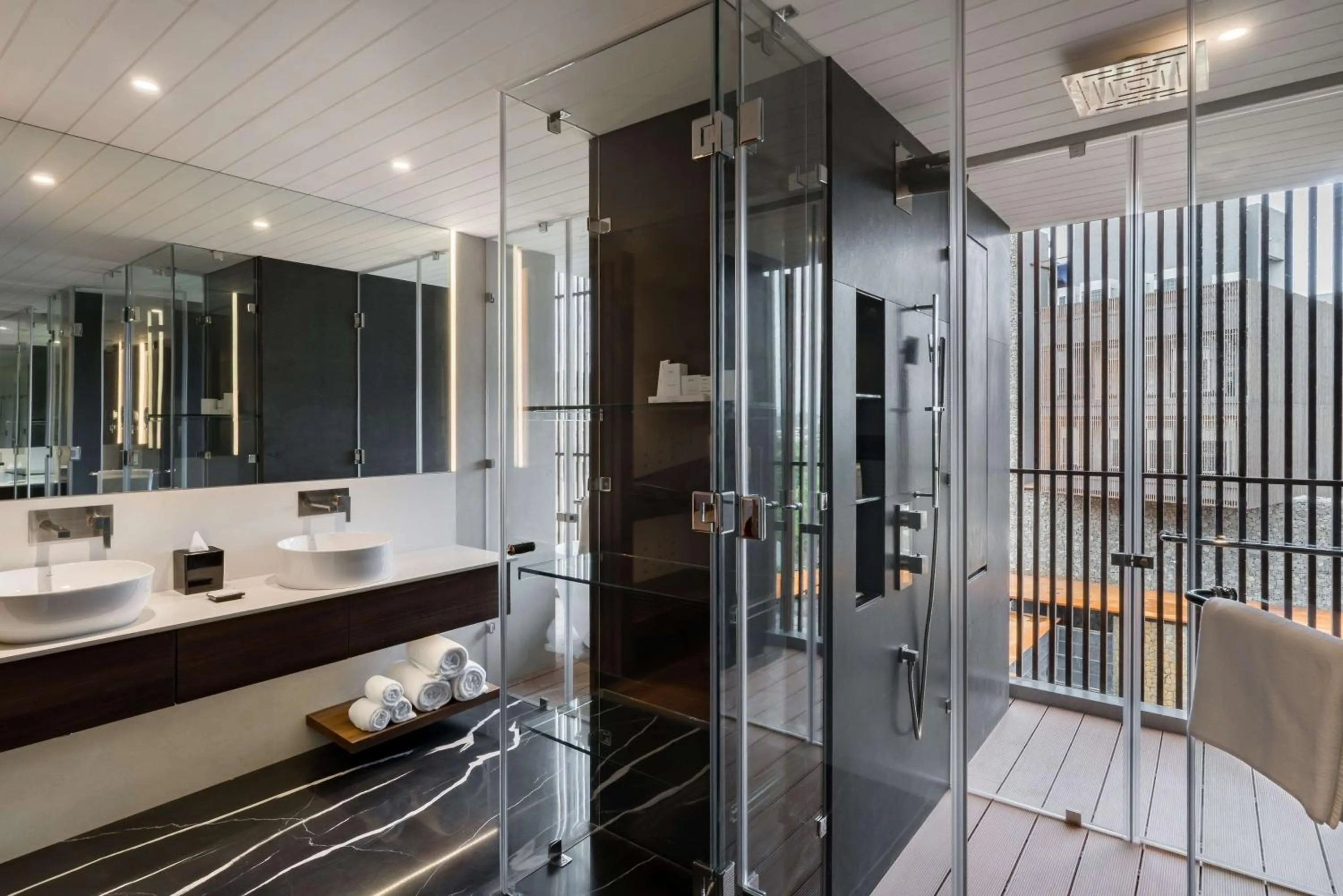 Toilet in Radisson Resort and Spa Lonavala