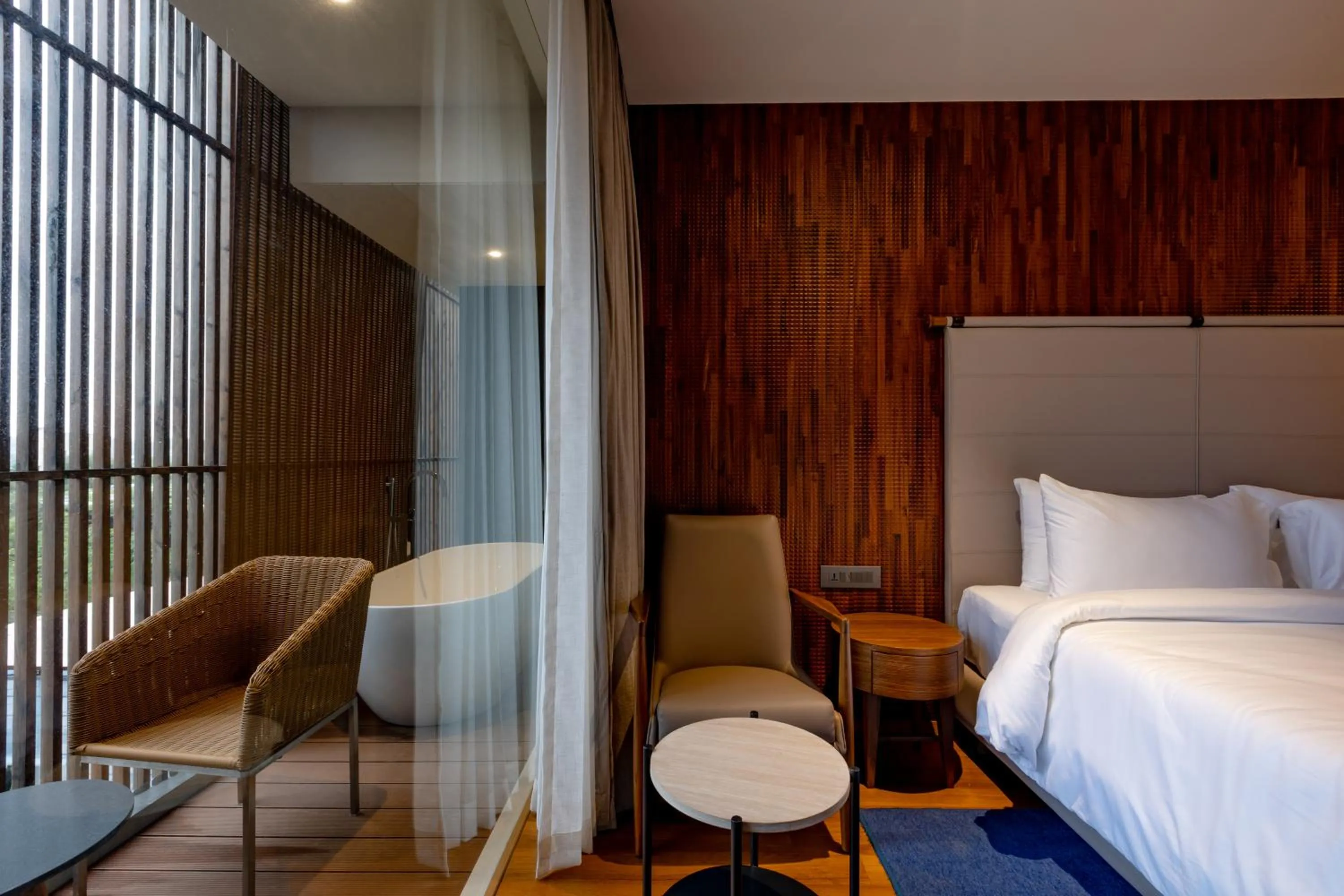 Bed in Radisson Resort and Spa Lonavala