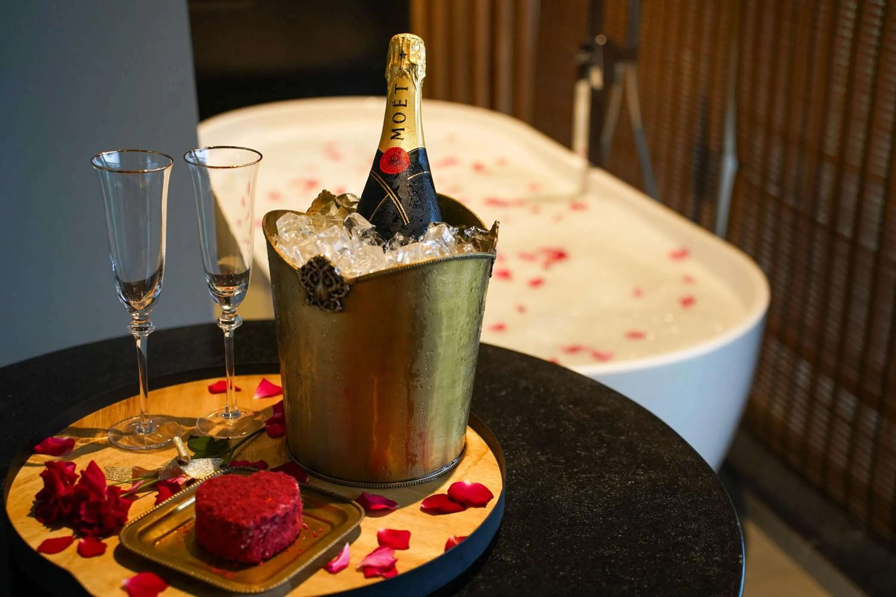 Alcoholic drinks in Radisson Resort and Spa Lonavala