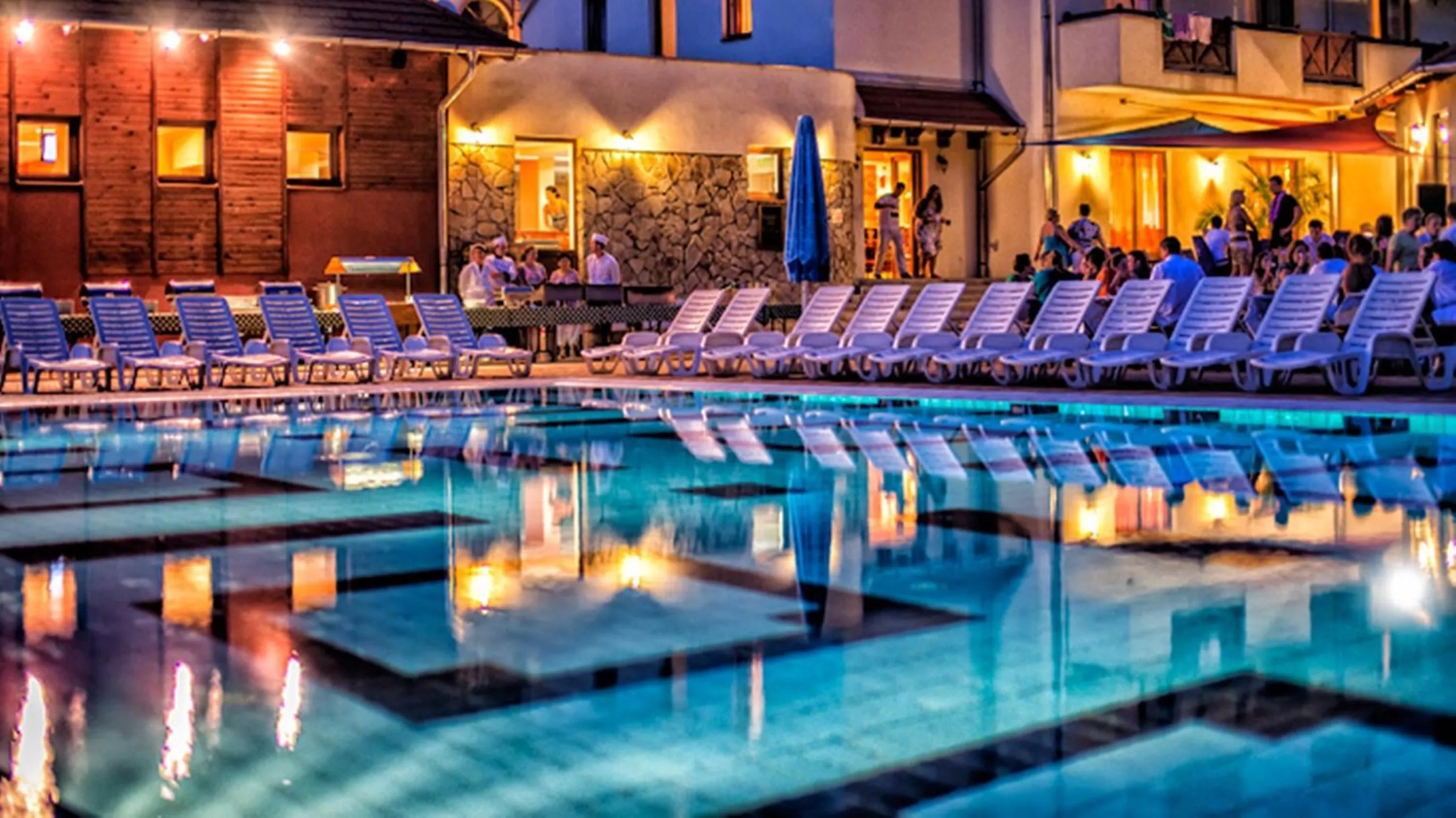 Pool view in Erzsébet Park Hotel