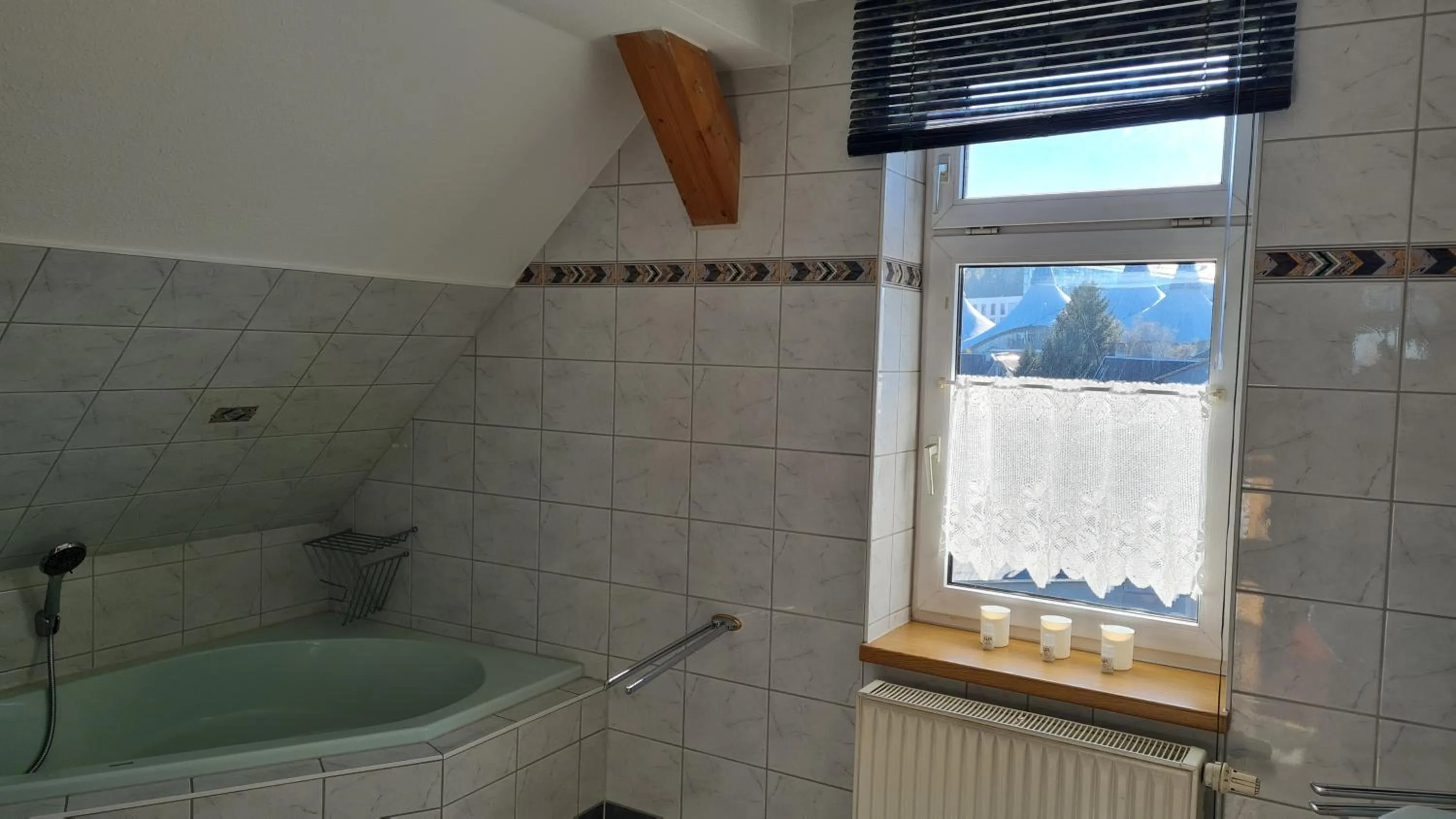 Bath in Pension Breitenborn