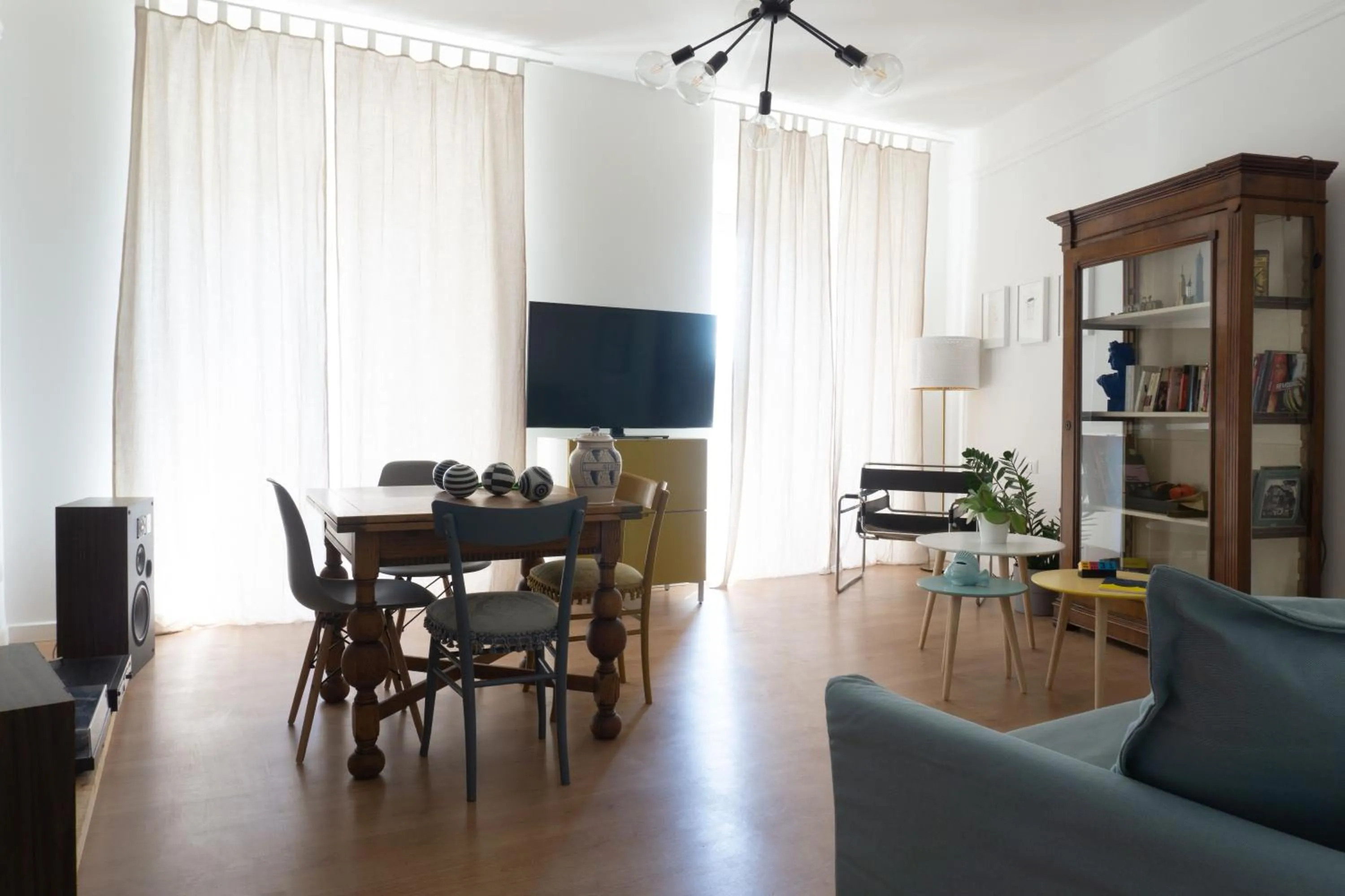 Communal lounge/ TV room in Appartamento Camillo