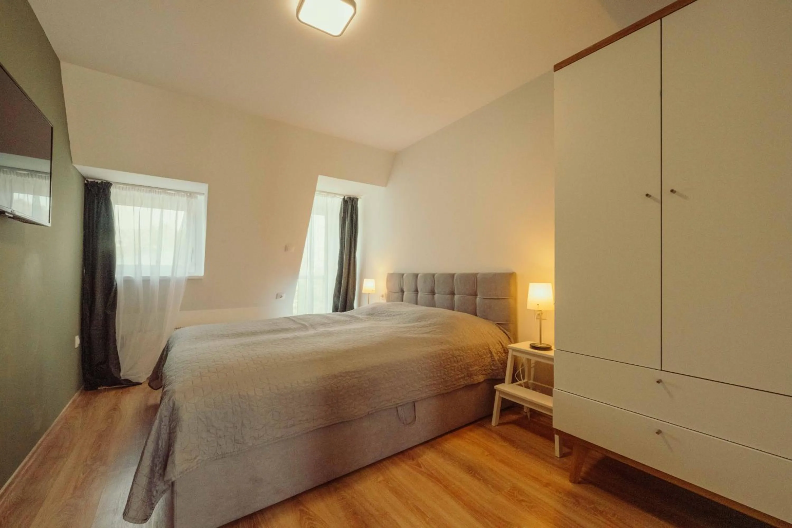Bed in Caesar Apartments & Rooms