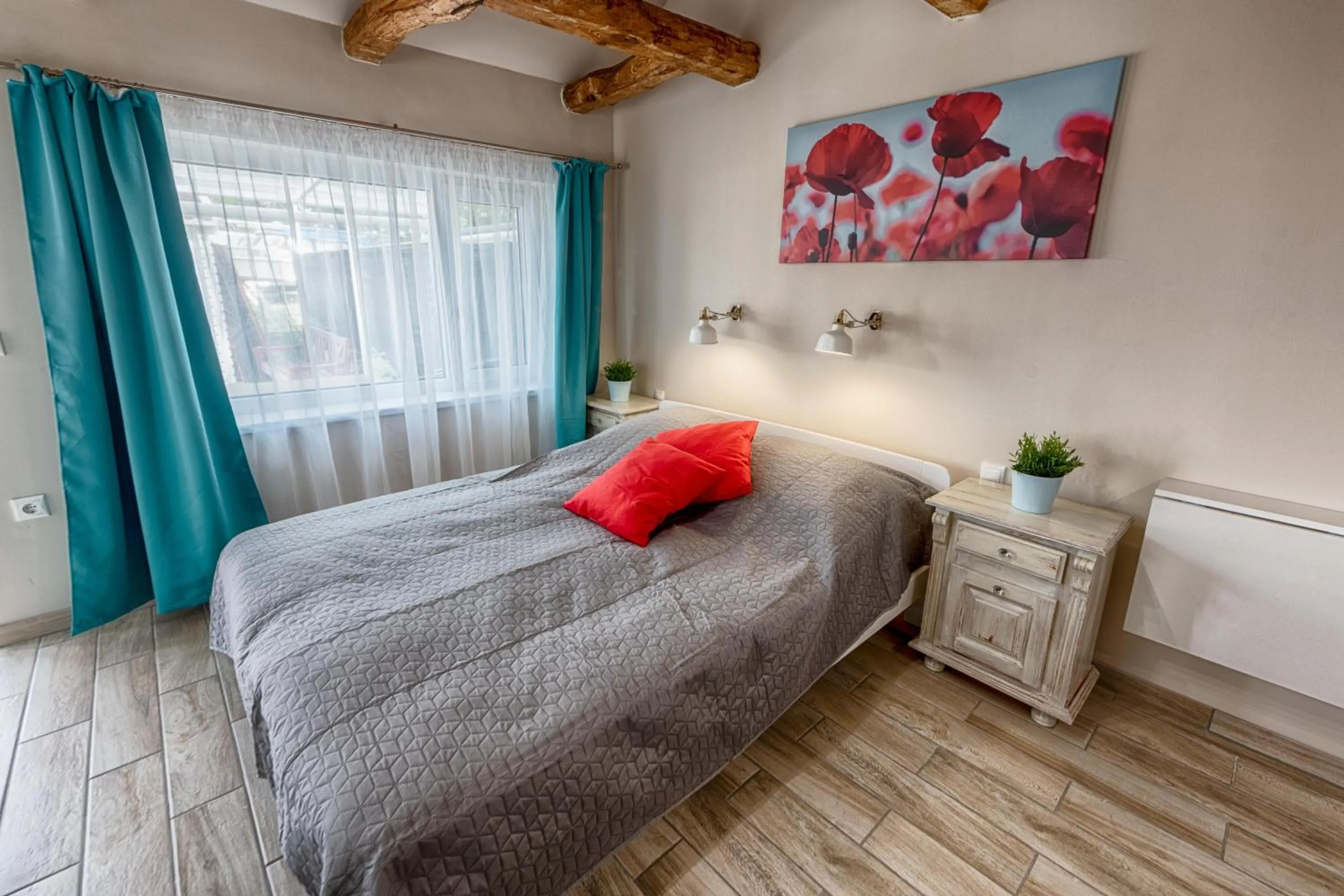 Bed in Caesar Apartments & Rooms