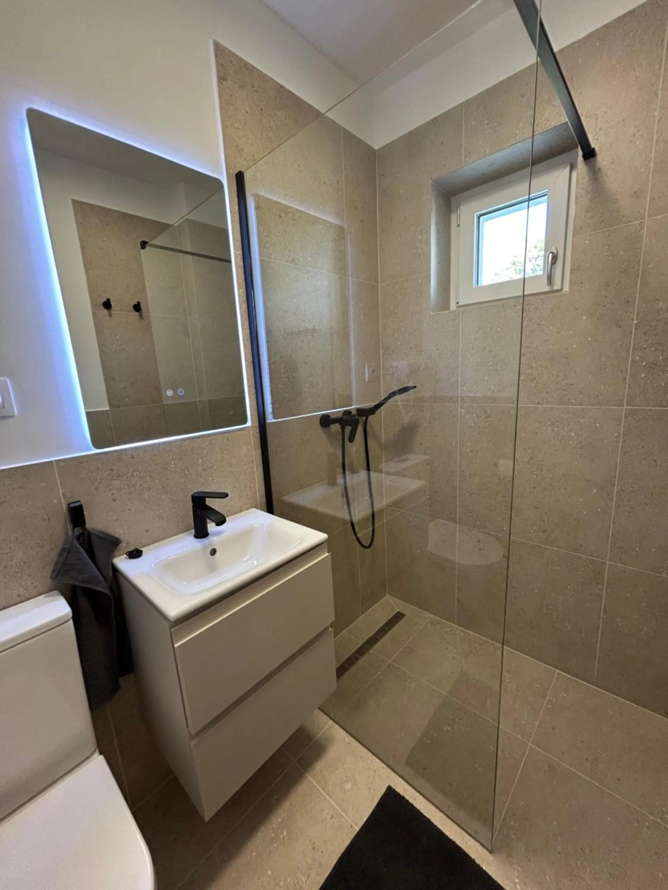 Caesar Apartments & Rooms