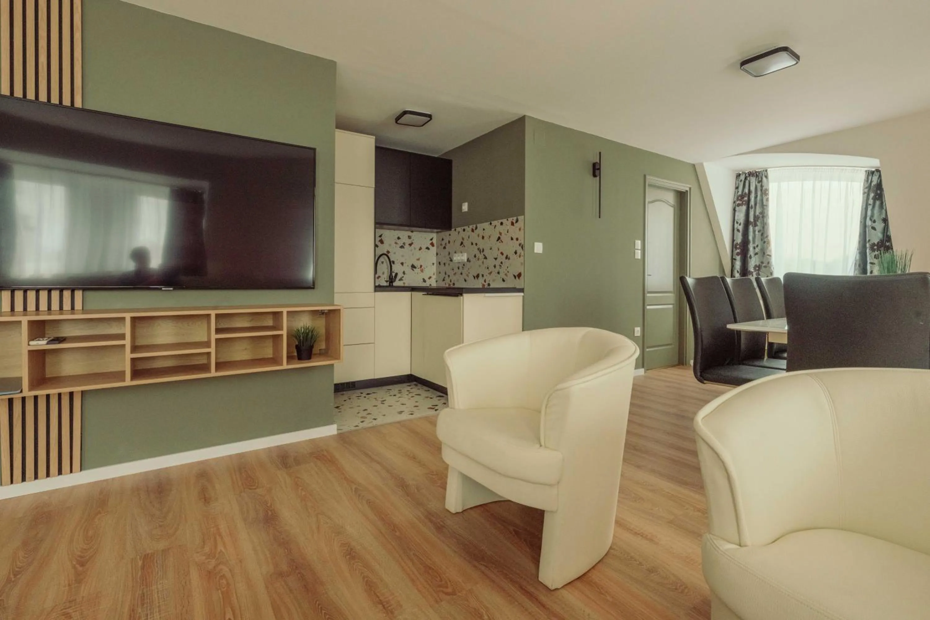 Caesar Apartments & Rooms