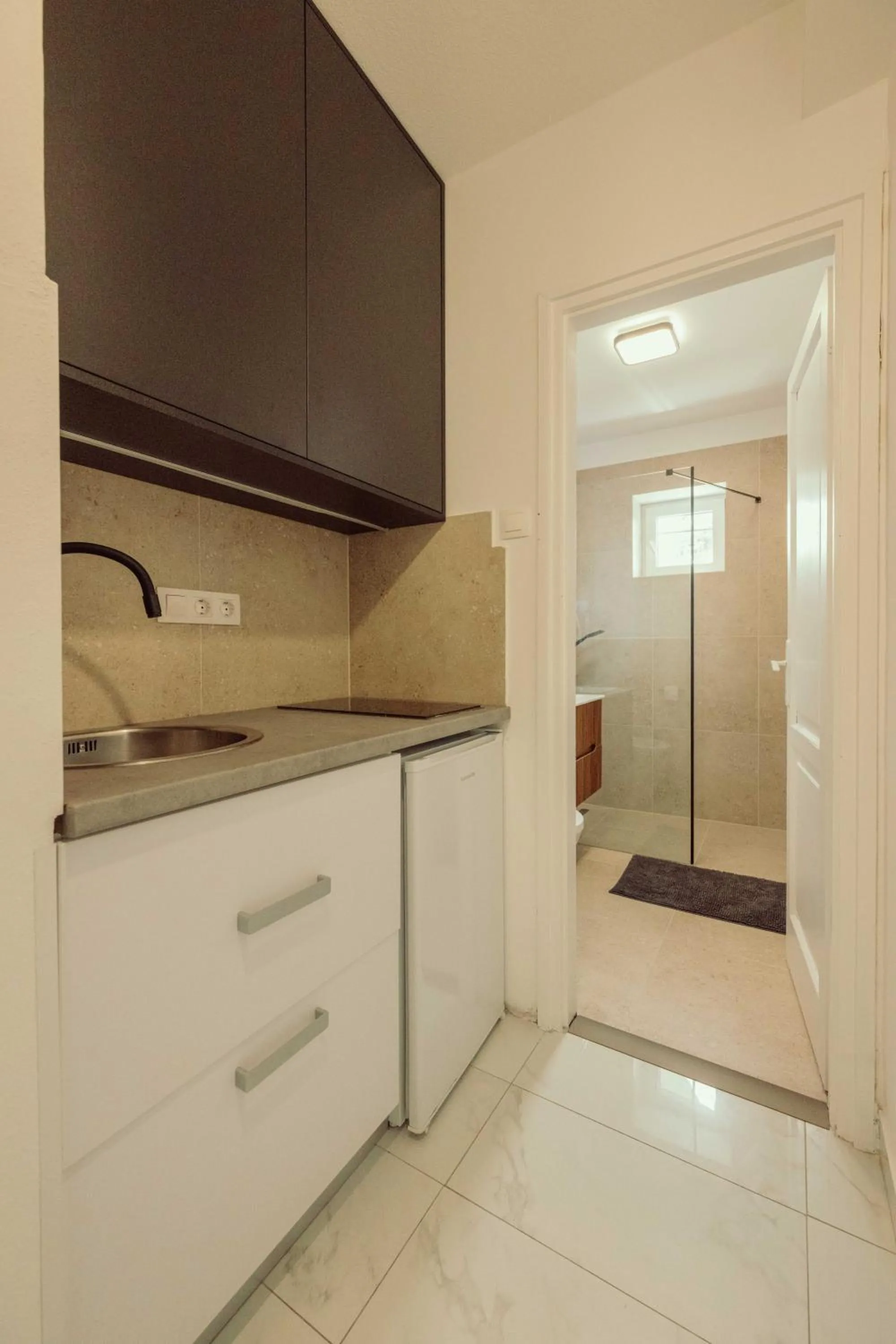 Caesar Apartments & Rooms