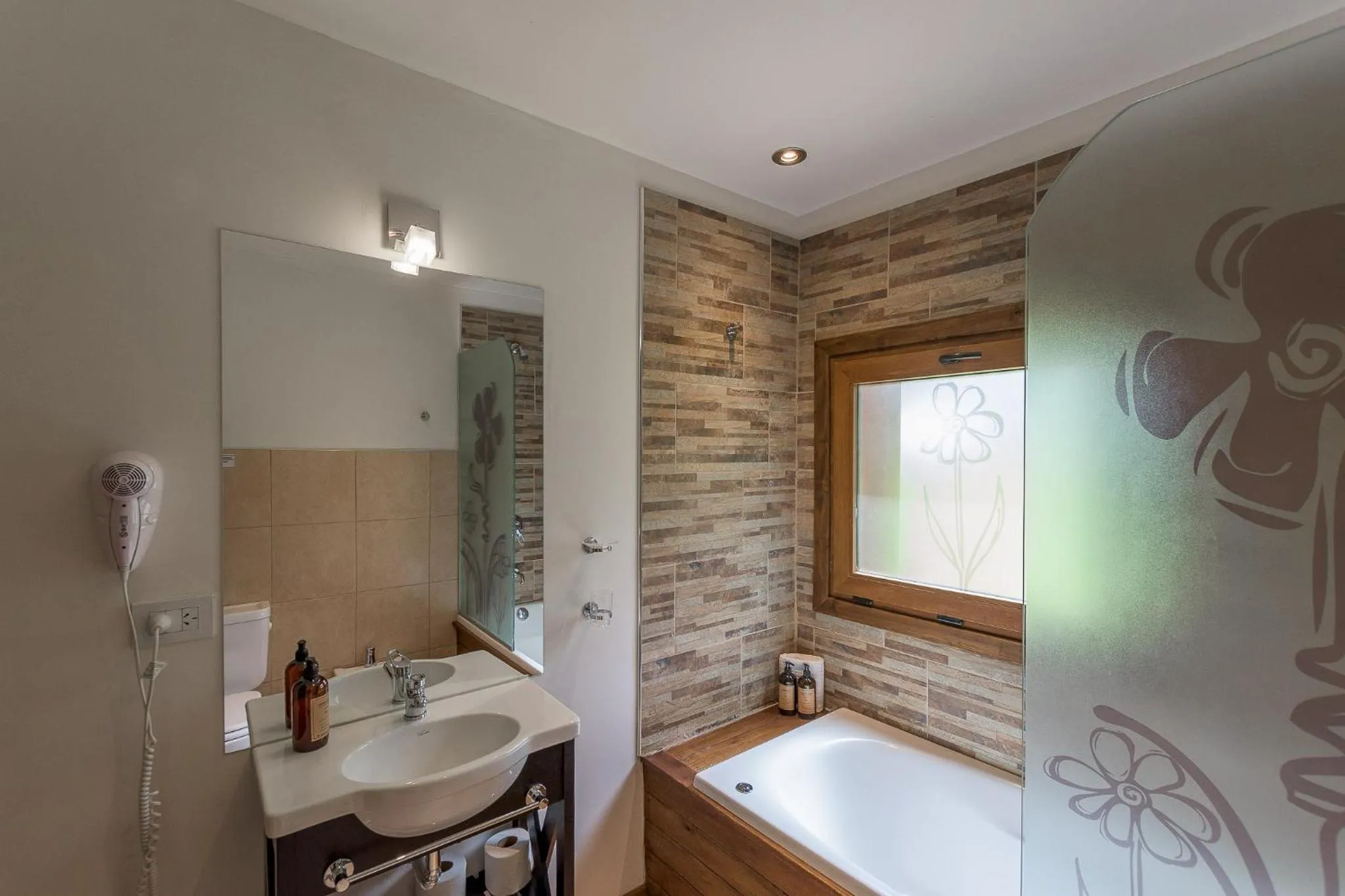 Bathroom in Solar Selvana - Casas de montaña