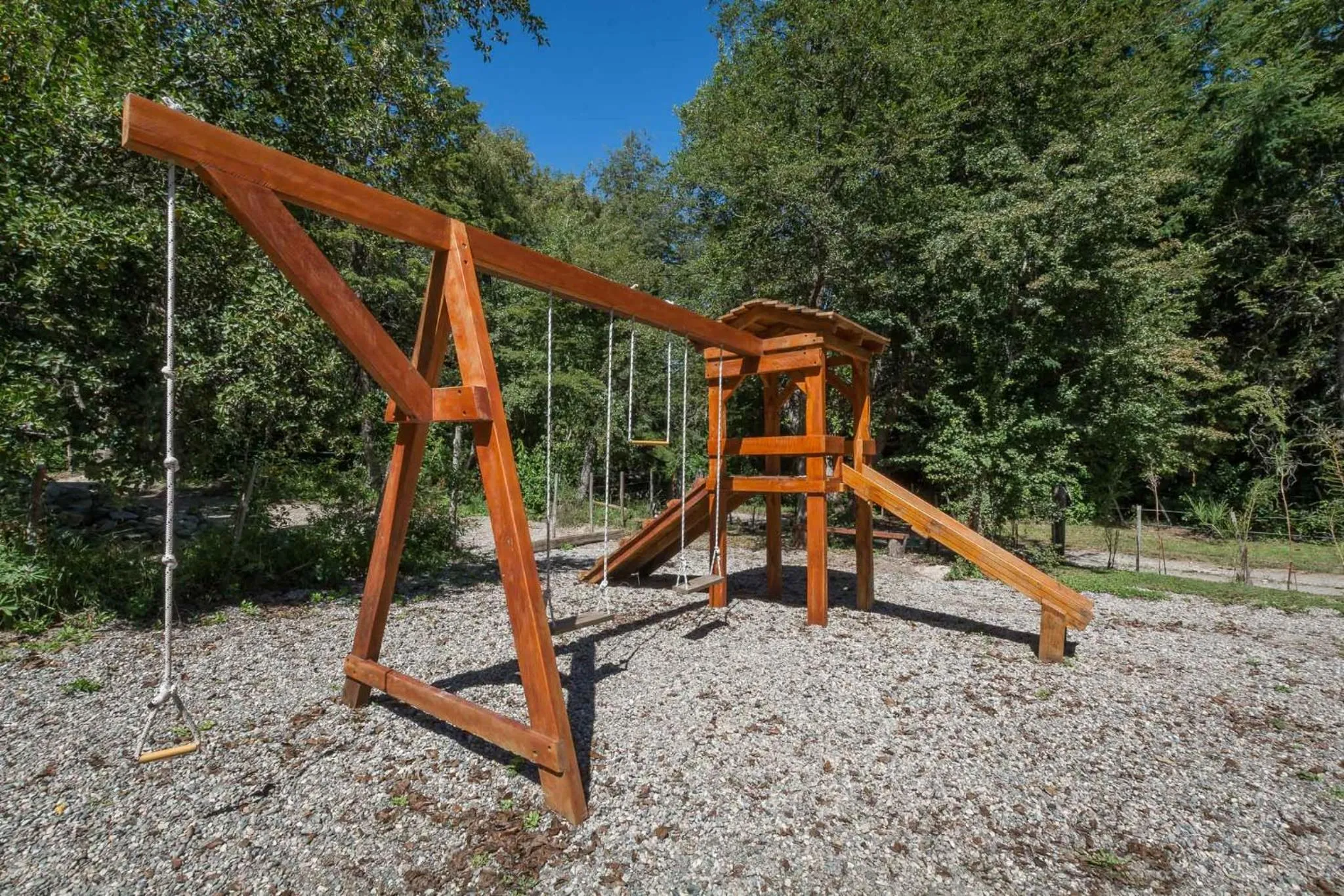 Children play ground in Solar Selvana - Casas de montaña