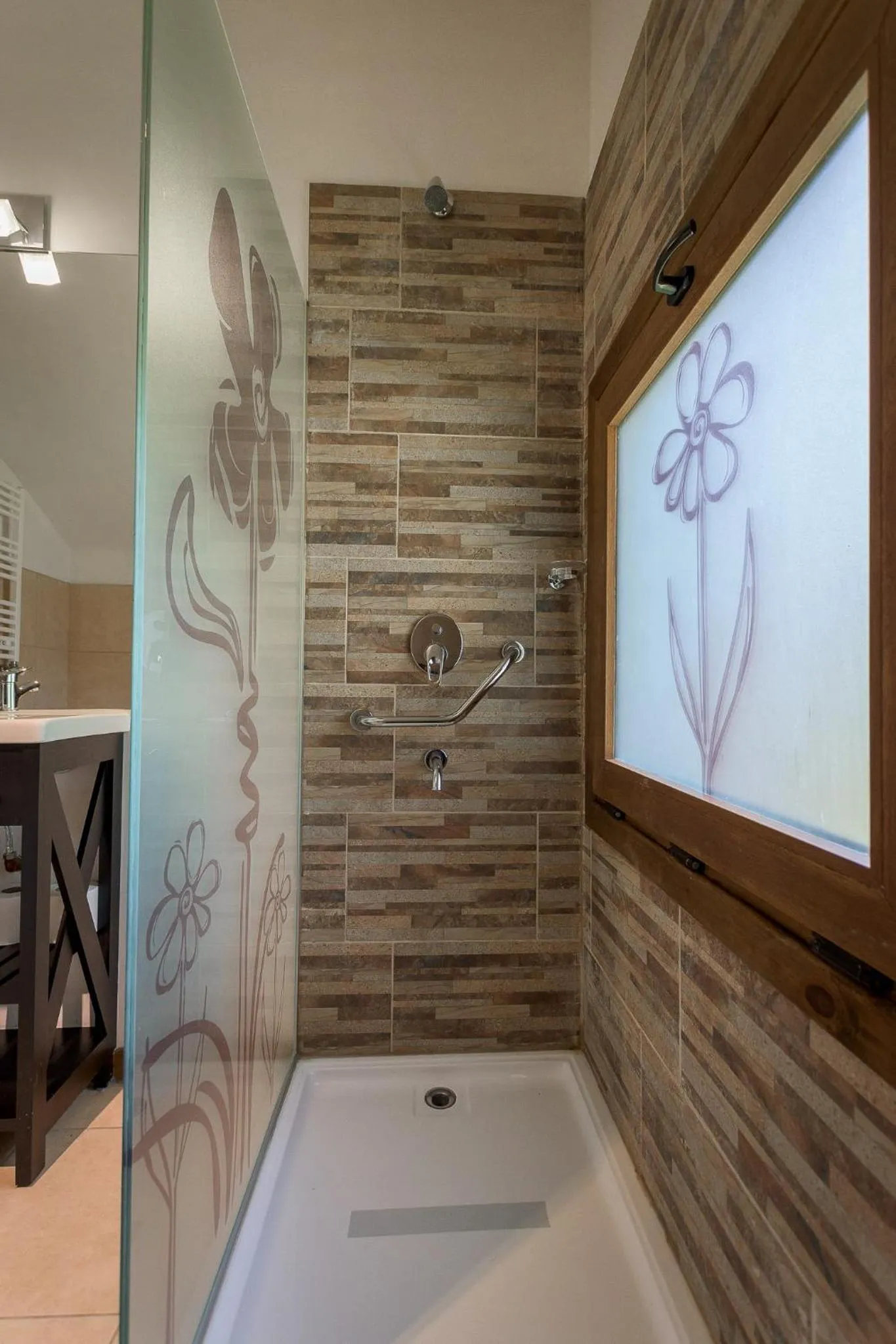 Shower in Solar Selvana - Casas de montaña