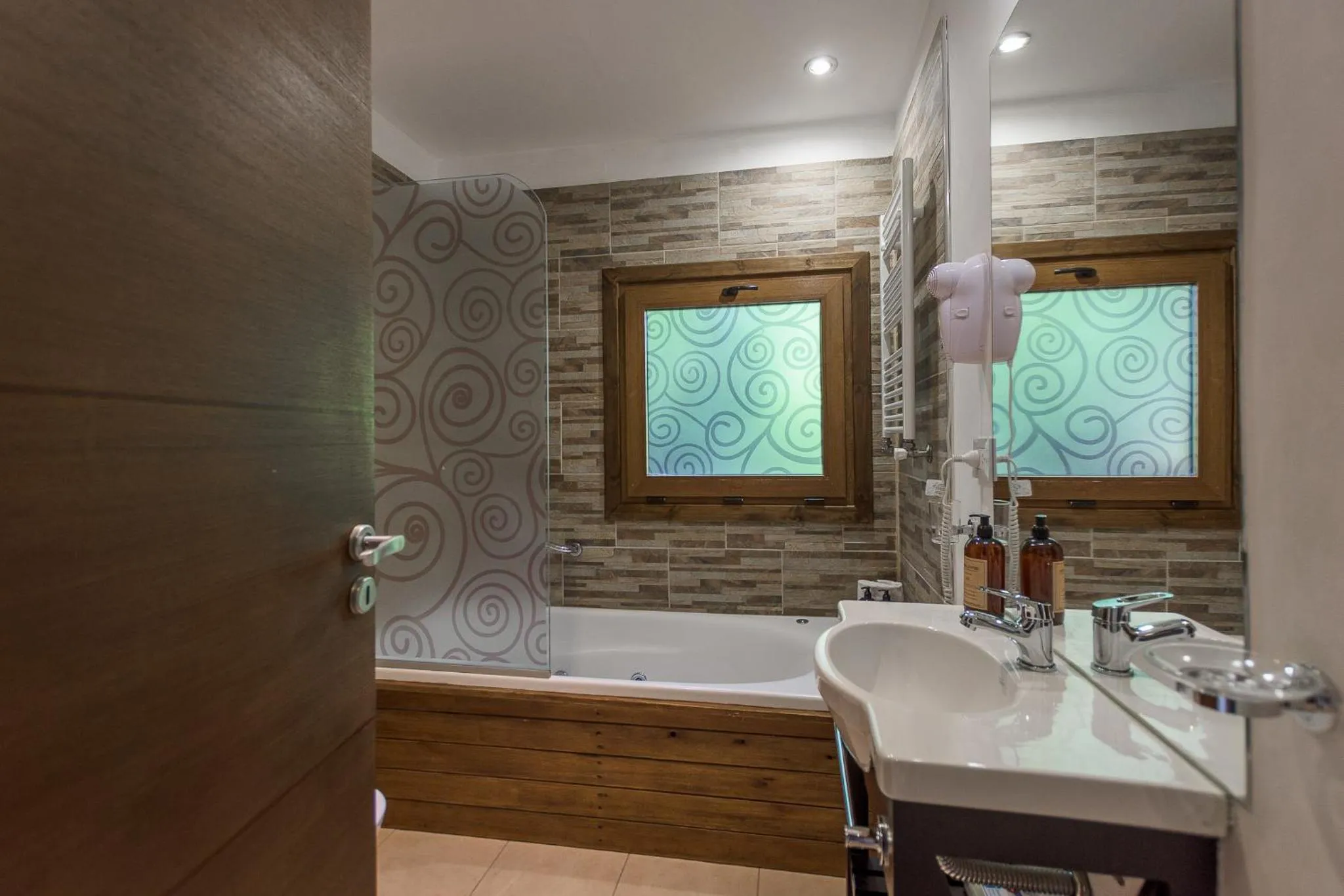 Hot Tub in Solar Selvana - Casas de montaña