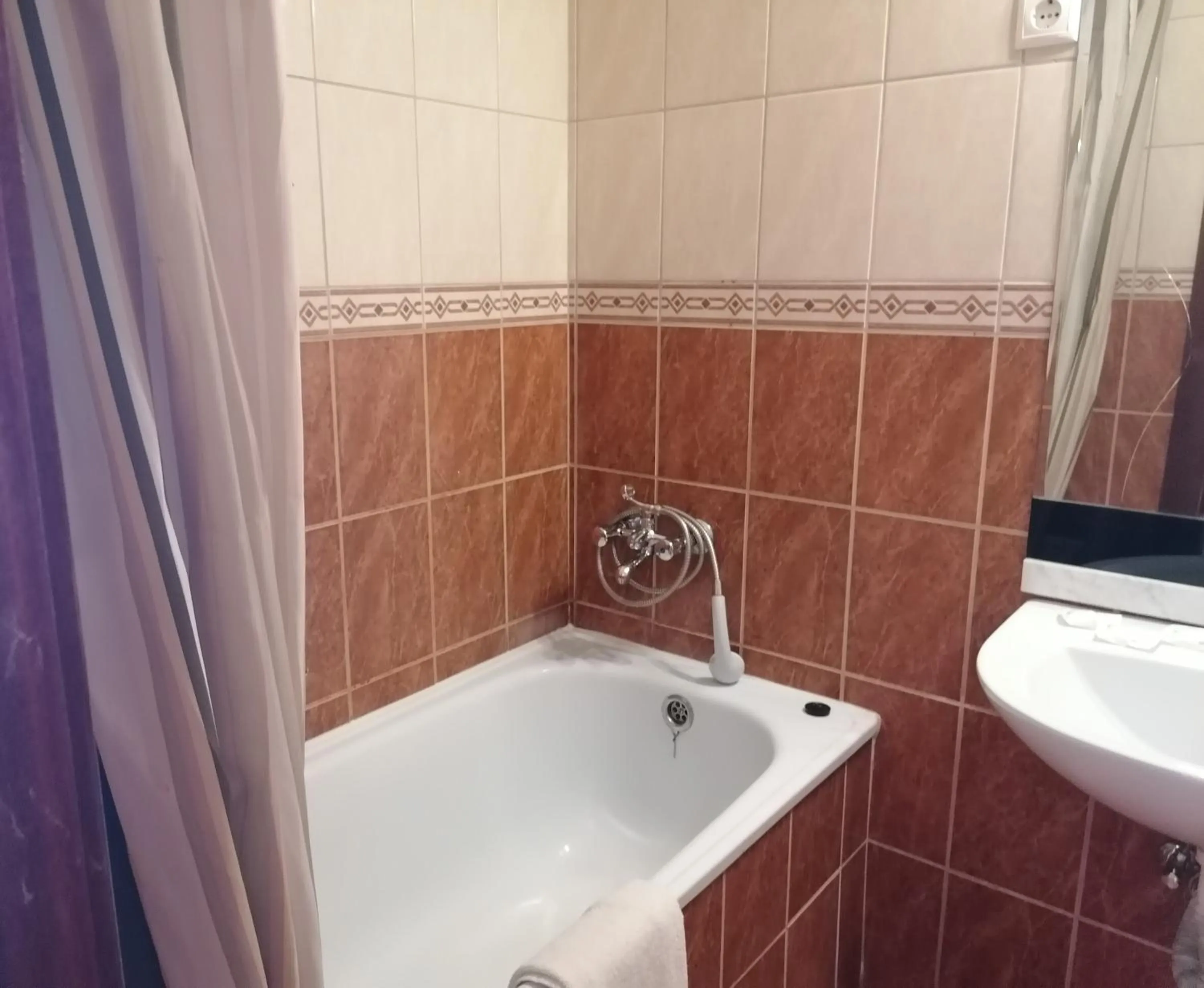 Bathroom in Hotel Ferihegy