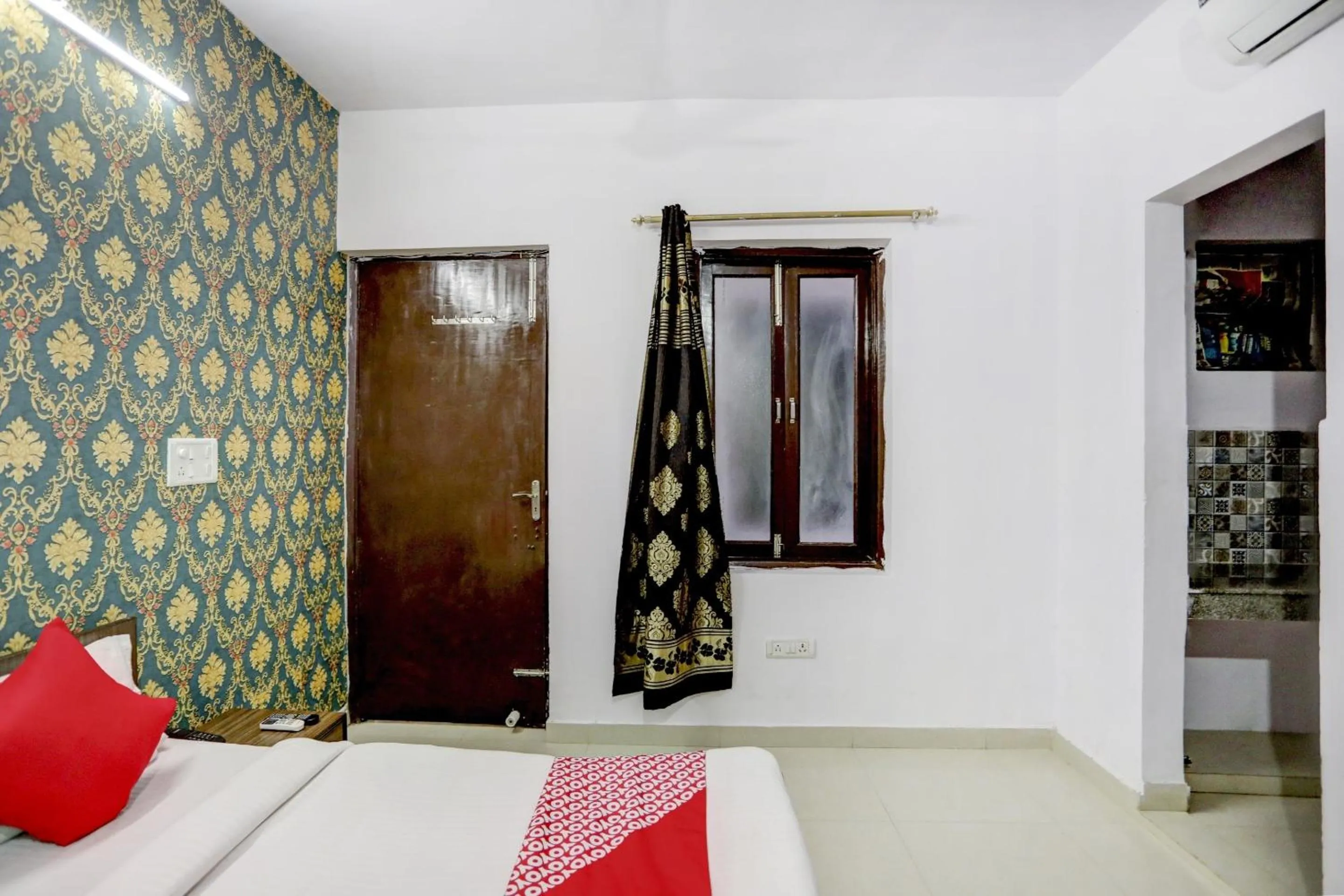 Bedroom, Bed in Super Hotel O Blissbourn