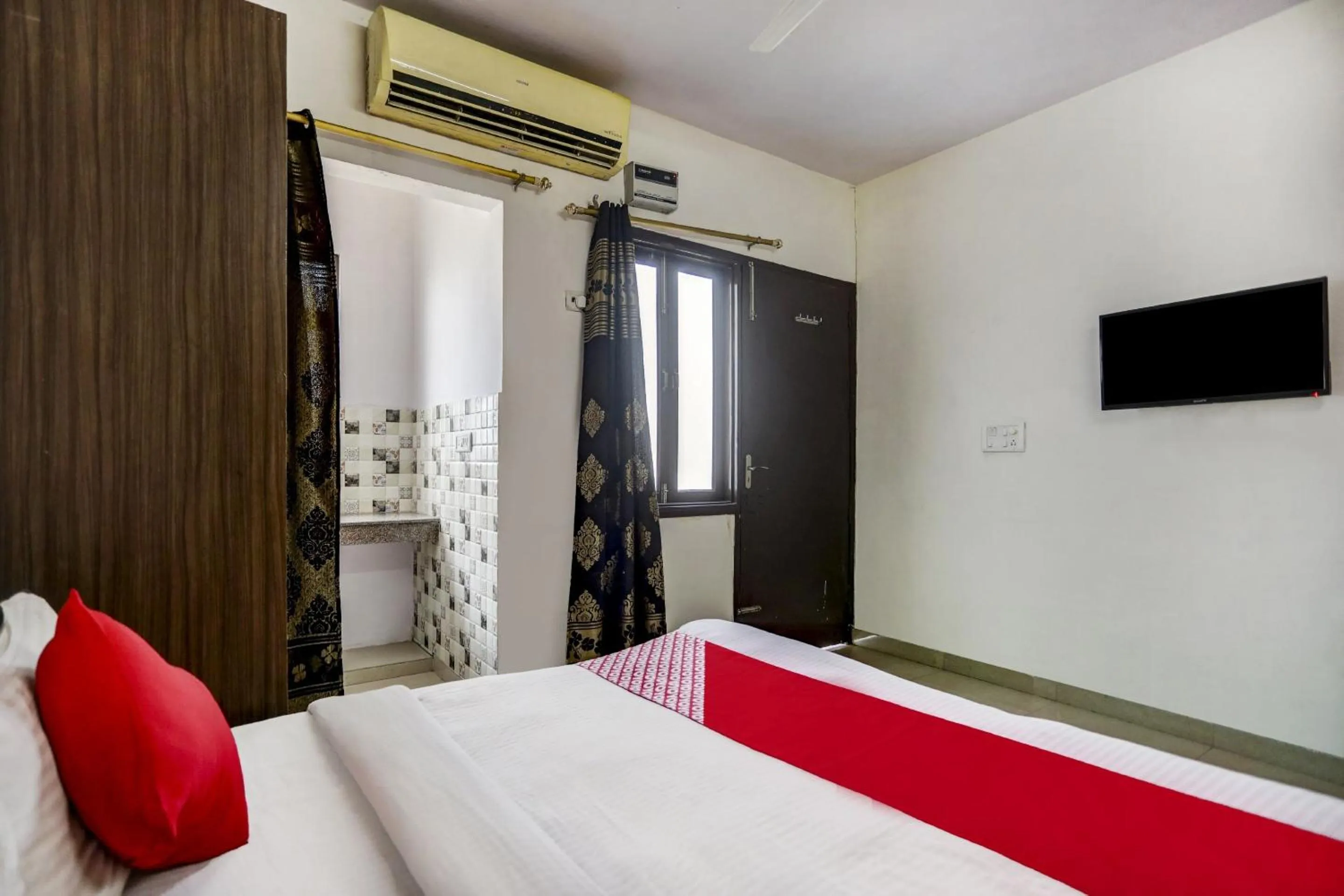 Bedroom, Bed in Hotel O Blissbourn