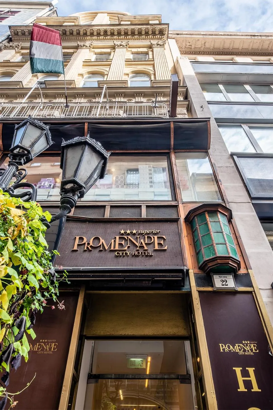 Facade/entrance in Promenade City Hotel