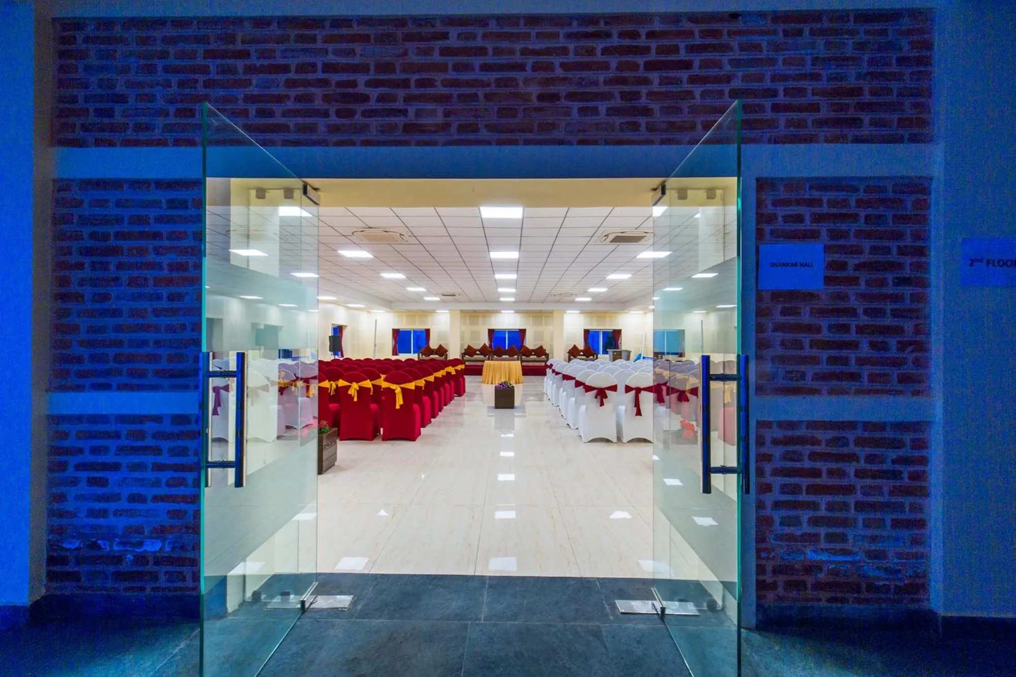 Facade/entrance in Himalaya Drishya Resort