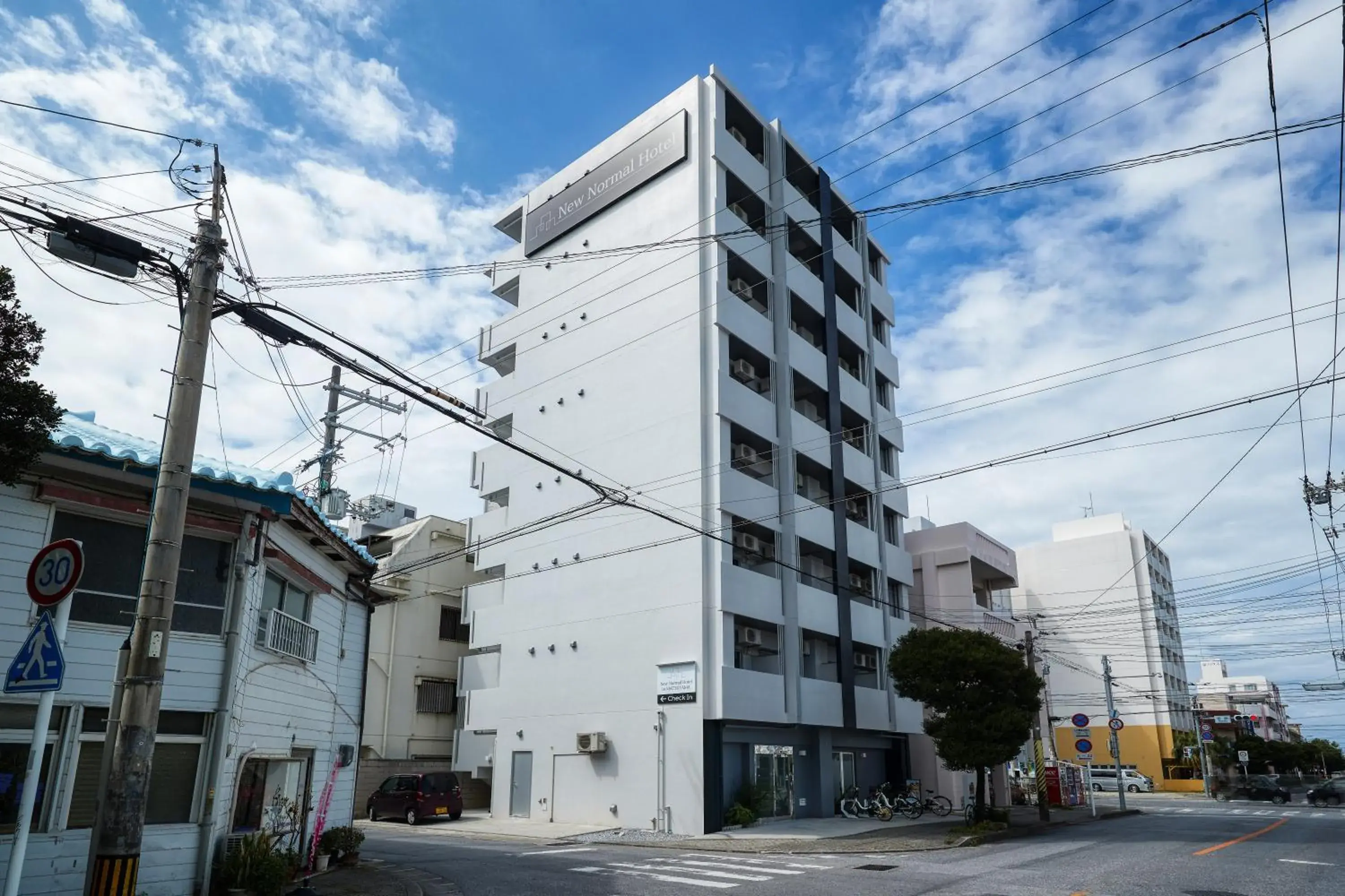 Property building in New Normal Hotel in MATSUYAMA ニューノーマルホテルイン松山 Property building in New Normal Hotel in MATSUYAMA ニューノーマルホテルイン松山