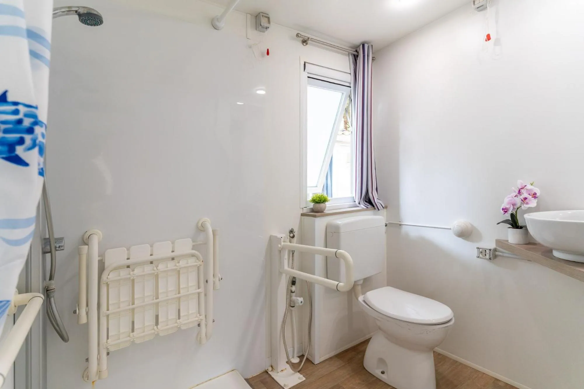 Bathroom in Club del Sole Orbetello Family Collection