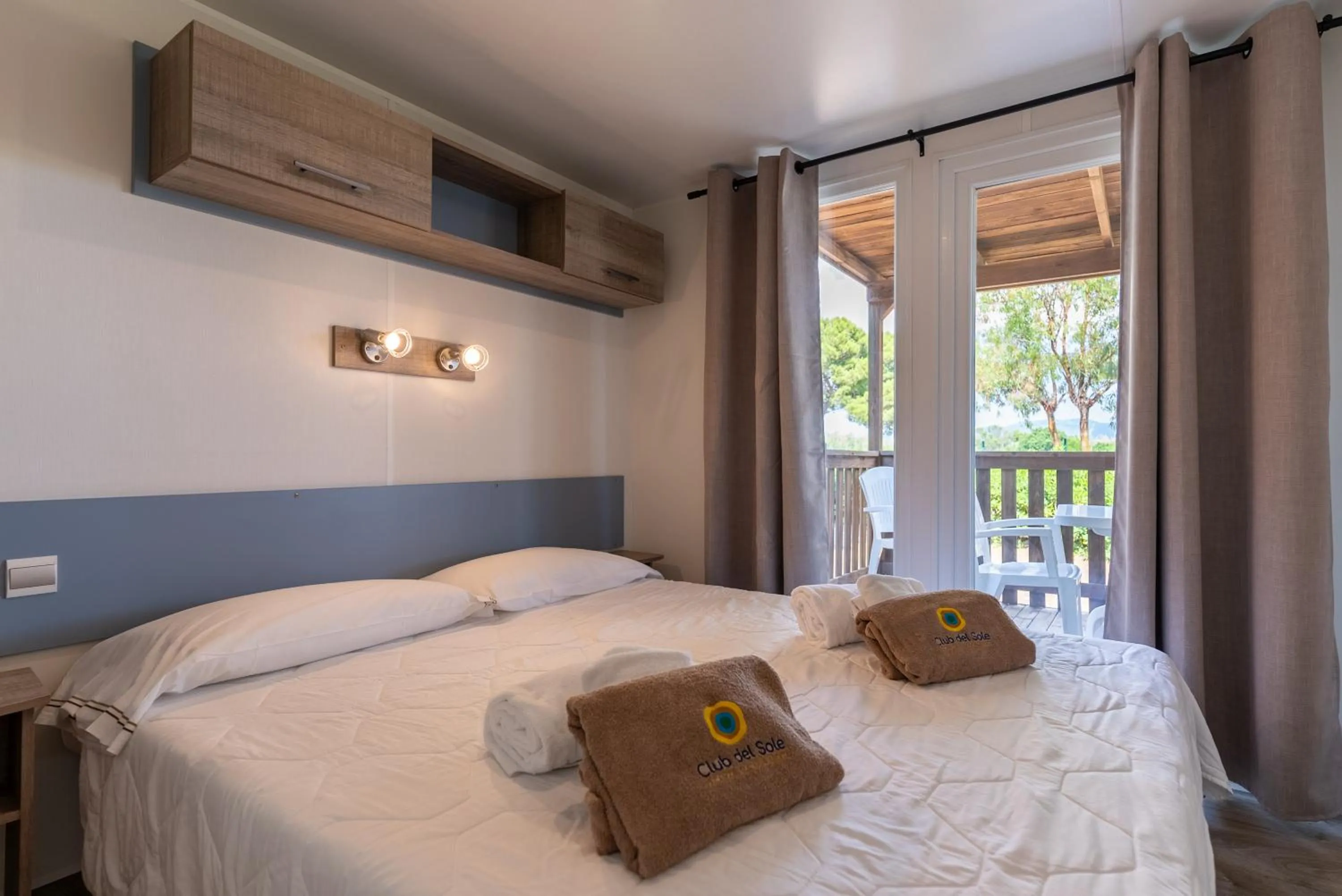 Bedroom, Bed in Club del Sole Orbetello Family Collection