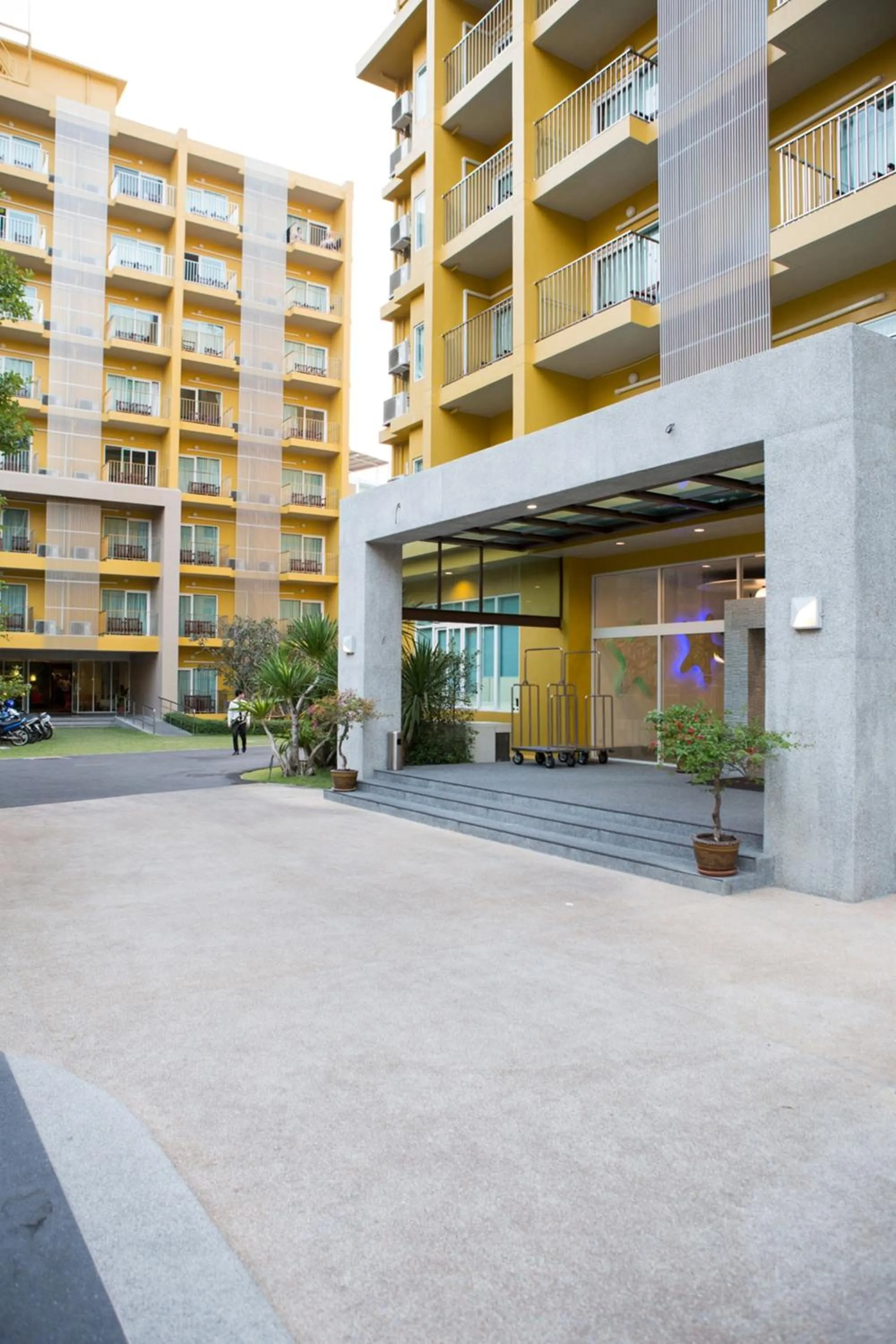 Property building in Grand Bella