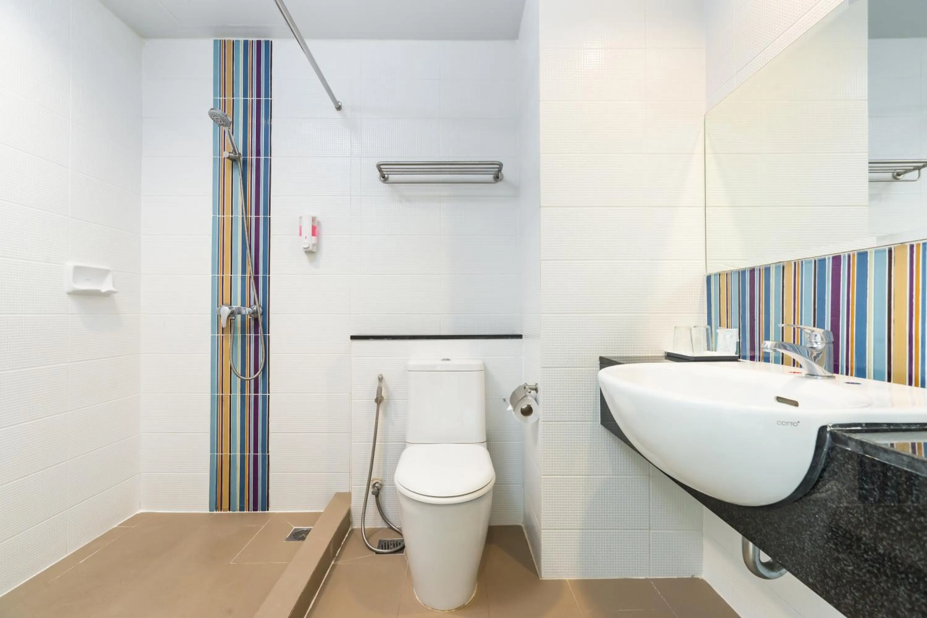 Shower in Grand Bella