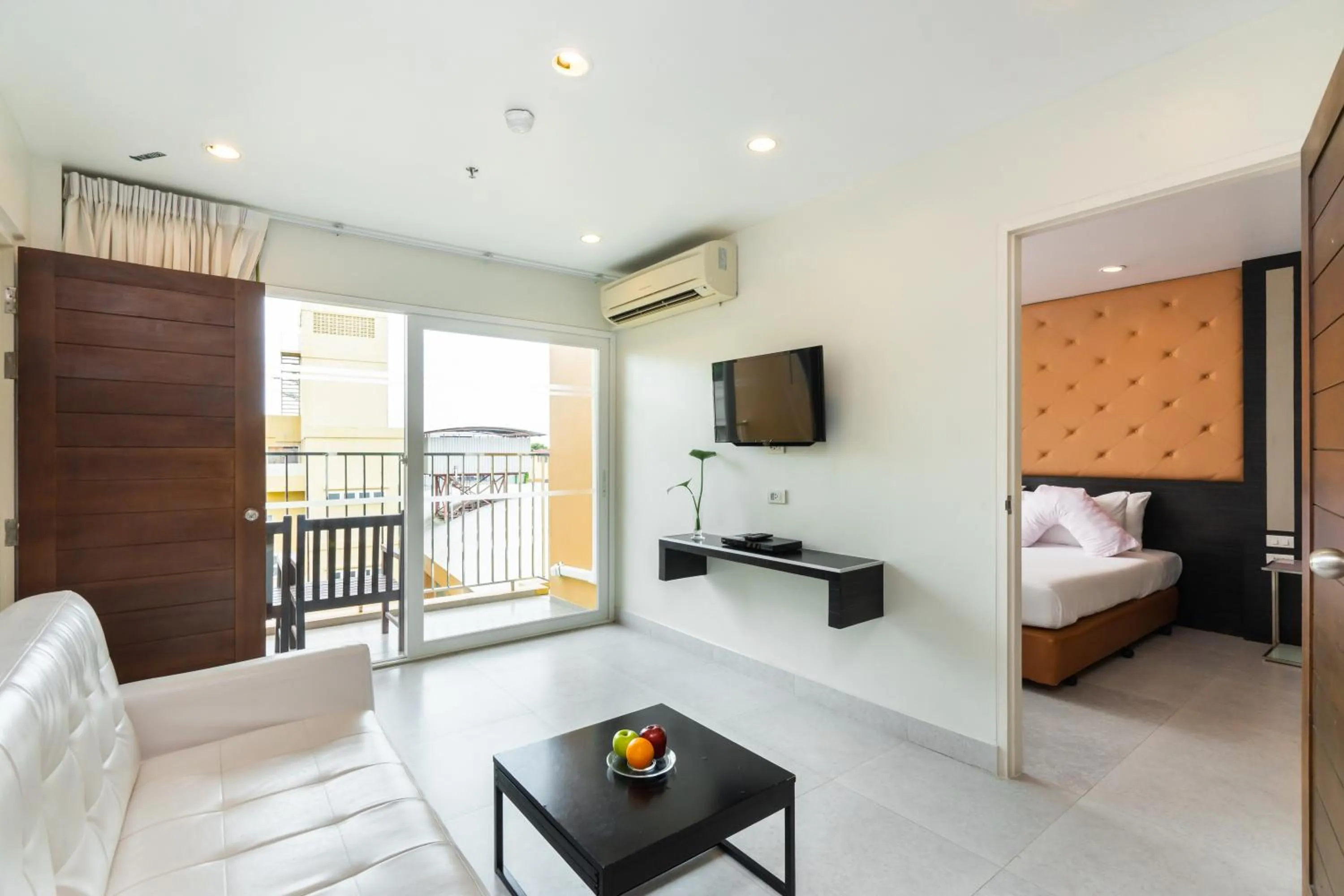 Living room, Bed in Grand Bella