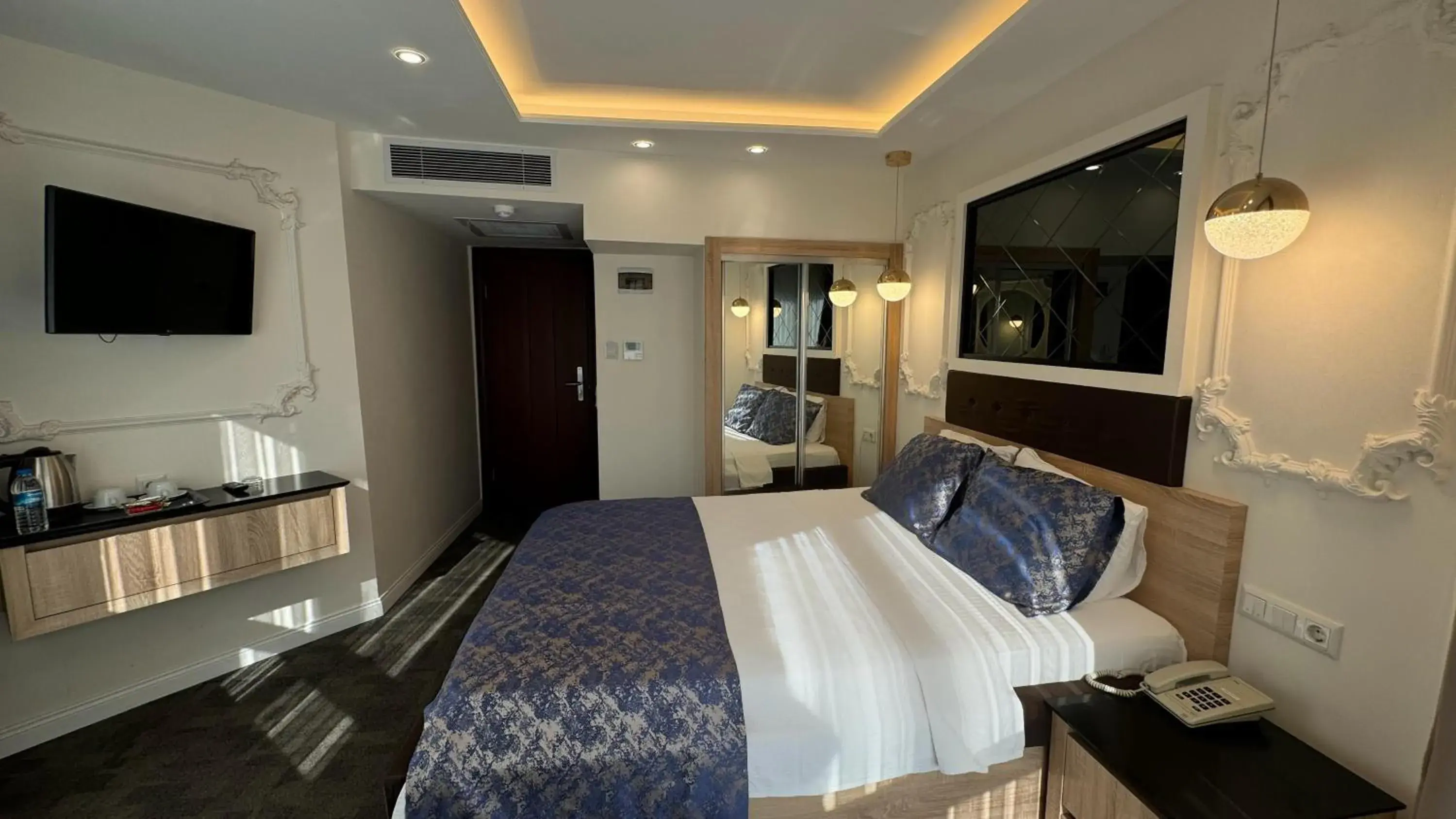 Bed in AYDINLI HOTEL Bed in AYDINLI HOTEL