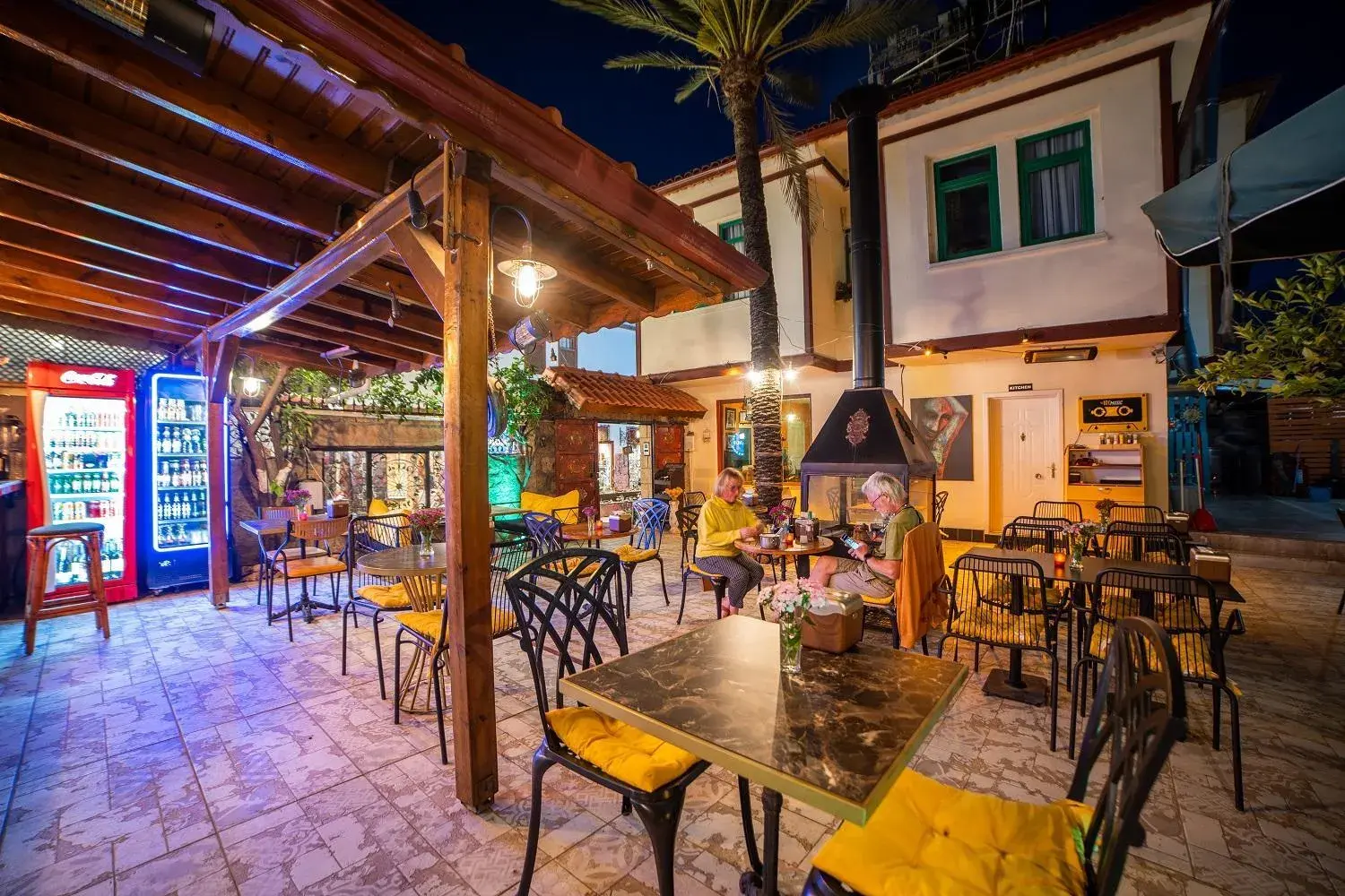 Restaurant/places to eat in Tu Casa Linda Restaurant/places to eat in Tu Casa Linda