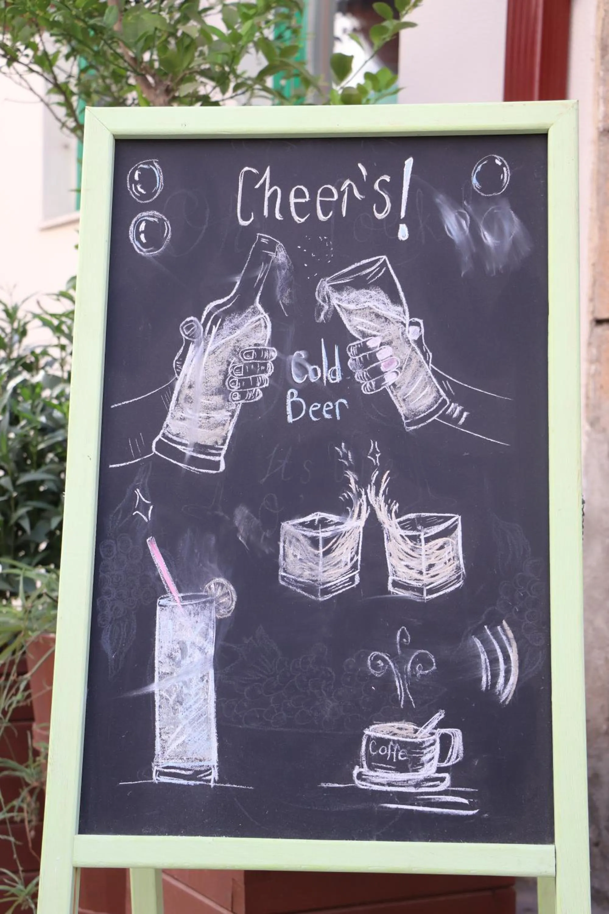 Property building in Tu Casa Linda